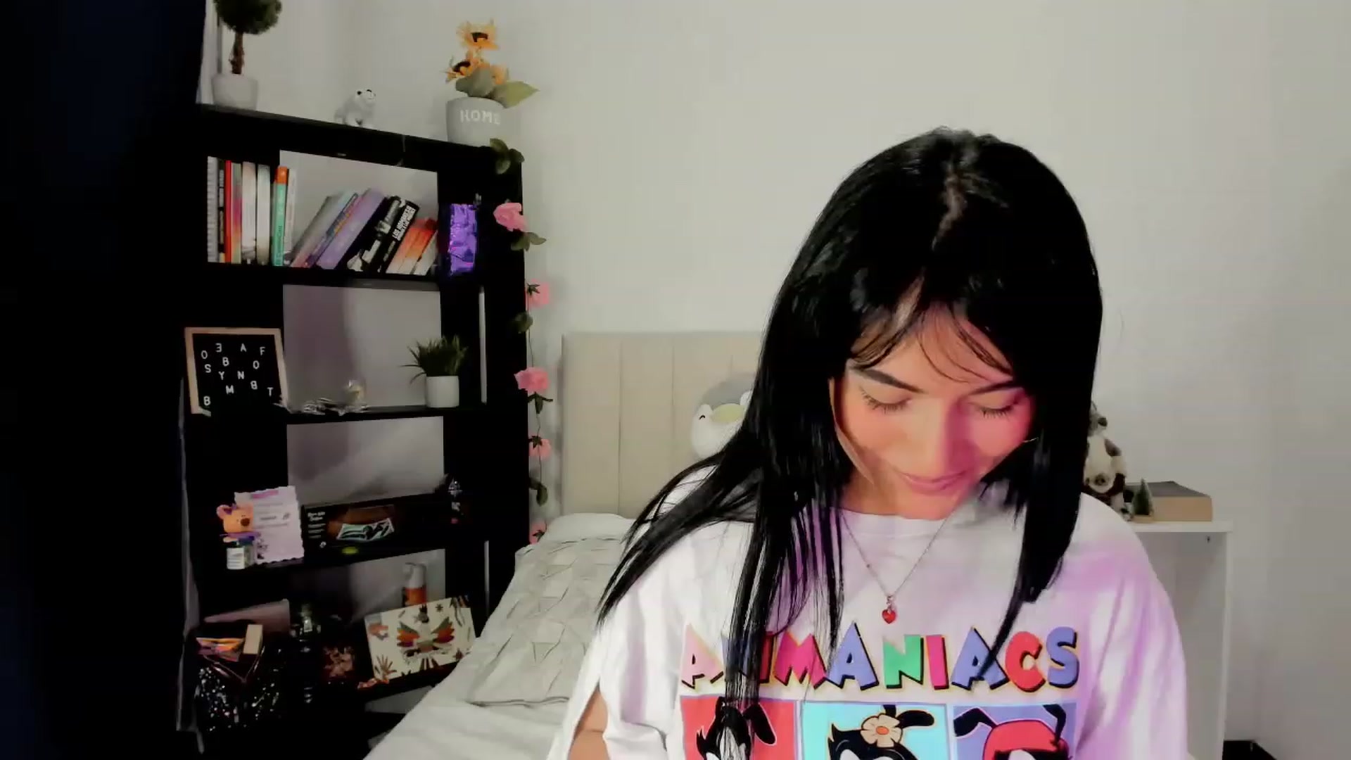 Gallery image thumbnail from Malice_sweet's myfreecams stream on, 05/21/2023, 08:10 image 3 of 20