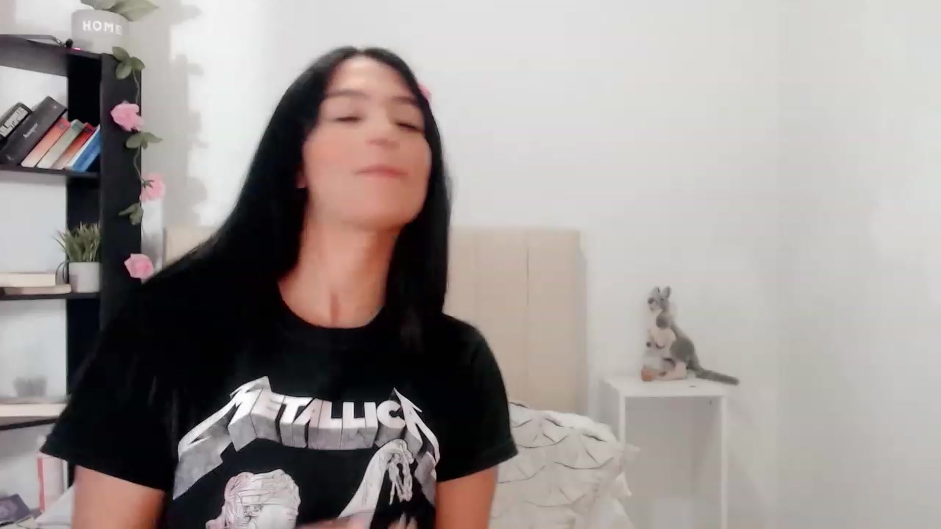Gallery image thumbnail from Malice_sweet's myfreecams stream on, 07/04/2023, 08:12 image 8 of 20