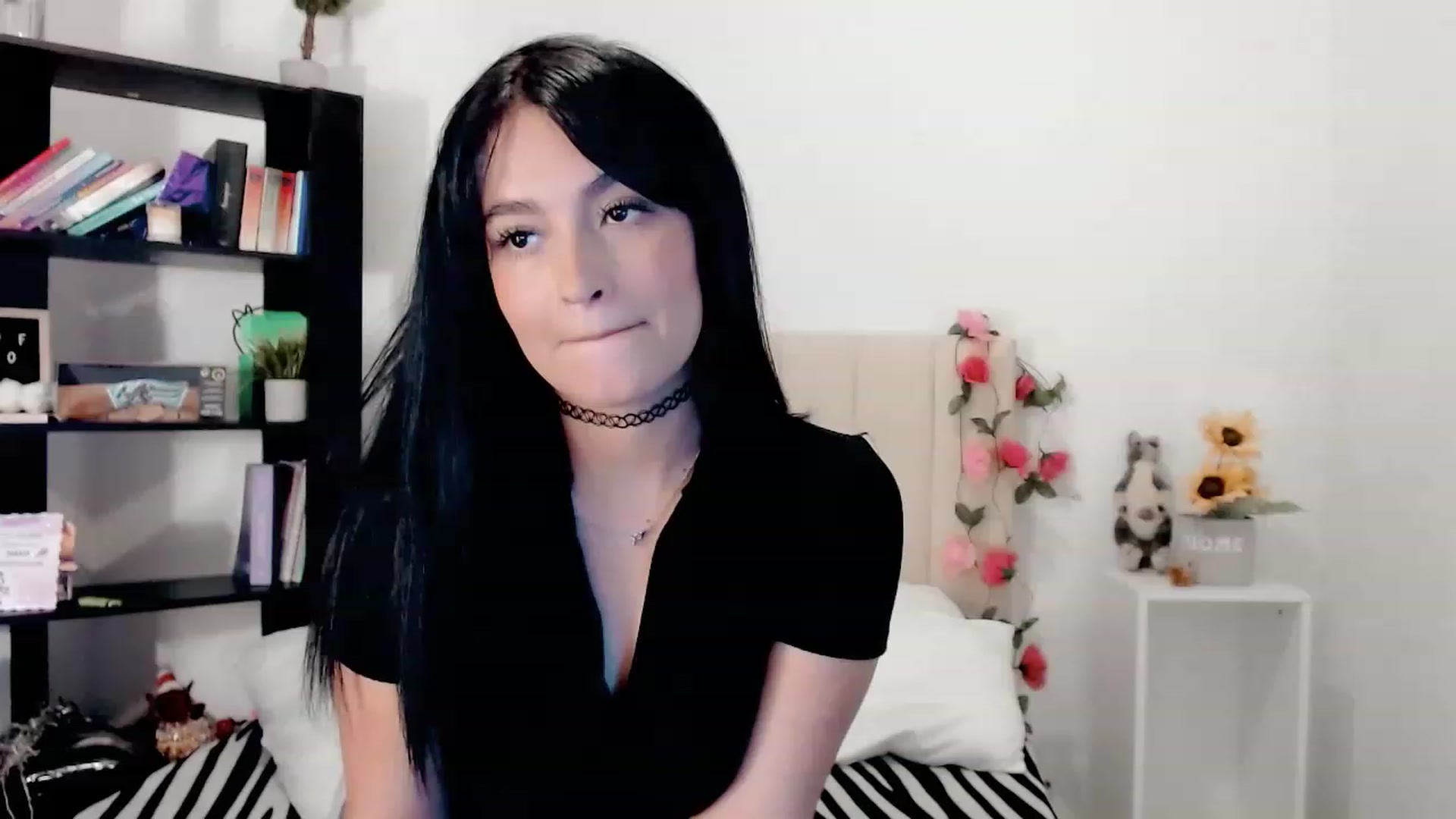 Gallery image thumbnail from Malice_sweet's myfreecams stream on, 07/07/2023, 07:36 image 20 of 20