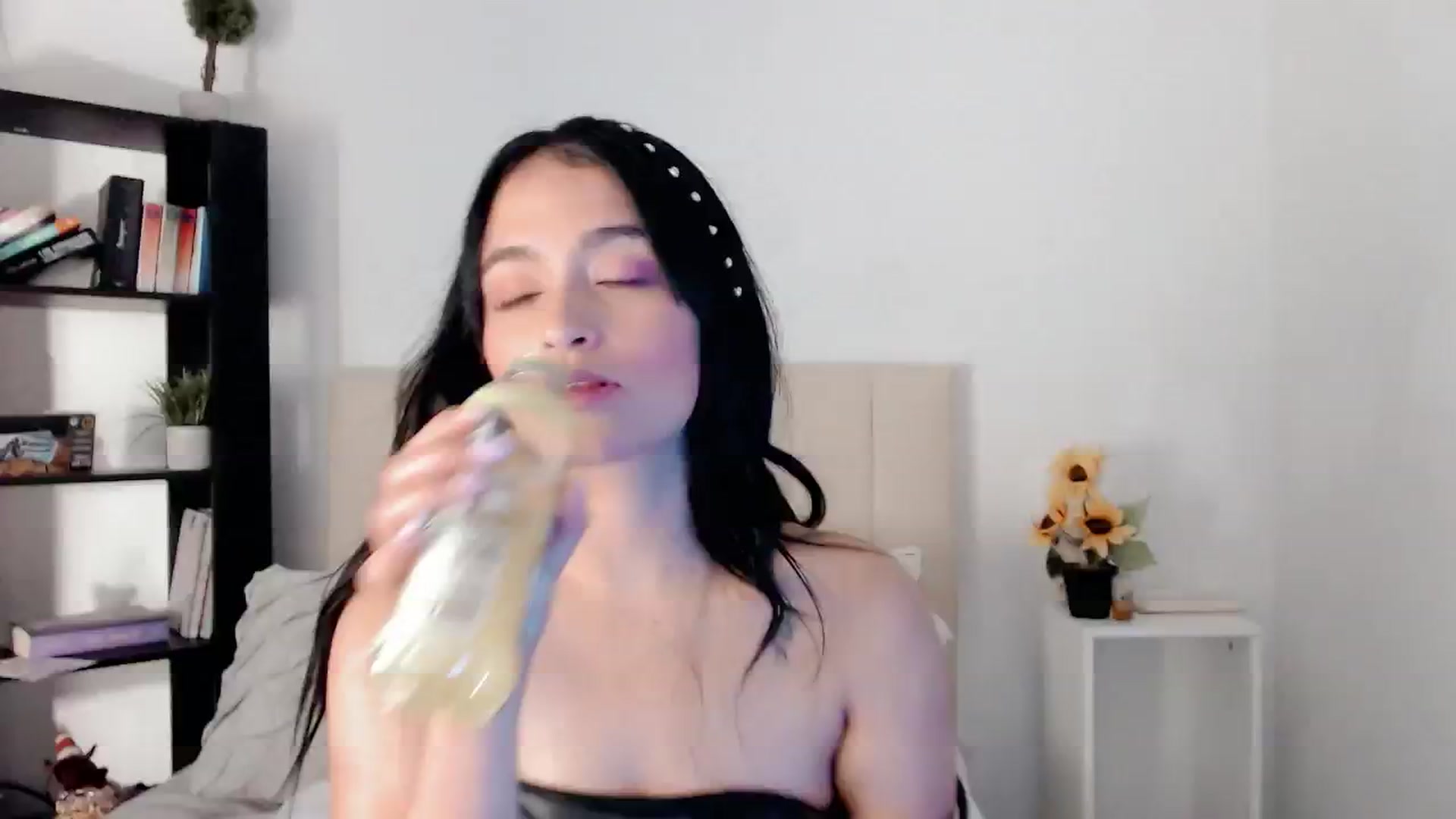 Gallery image thumbnail from Malice_sweet's myfreecams stream on, 08/01/2023, 07:29 image 18 of 20