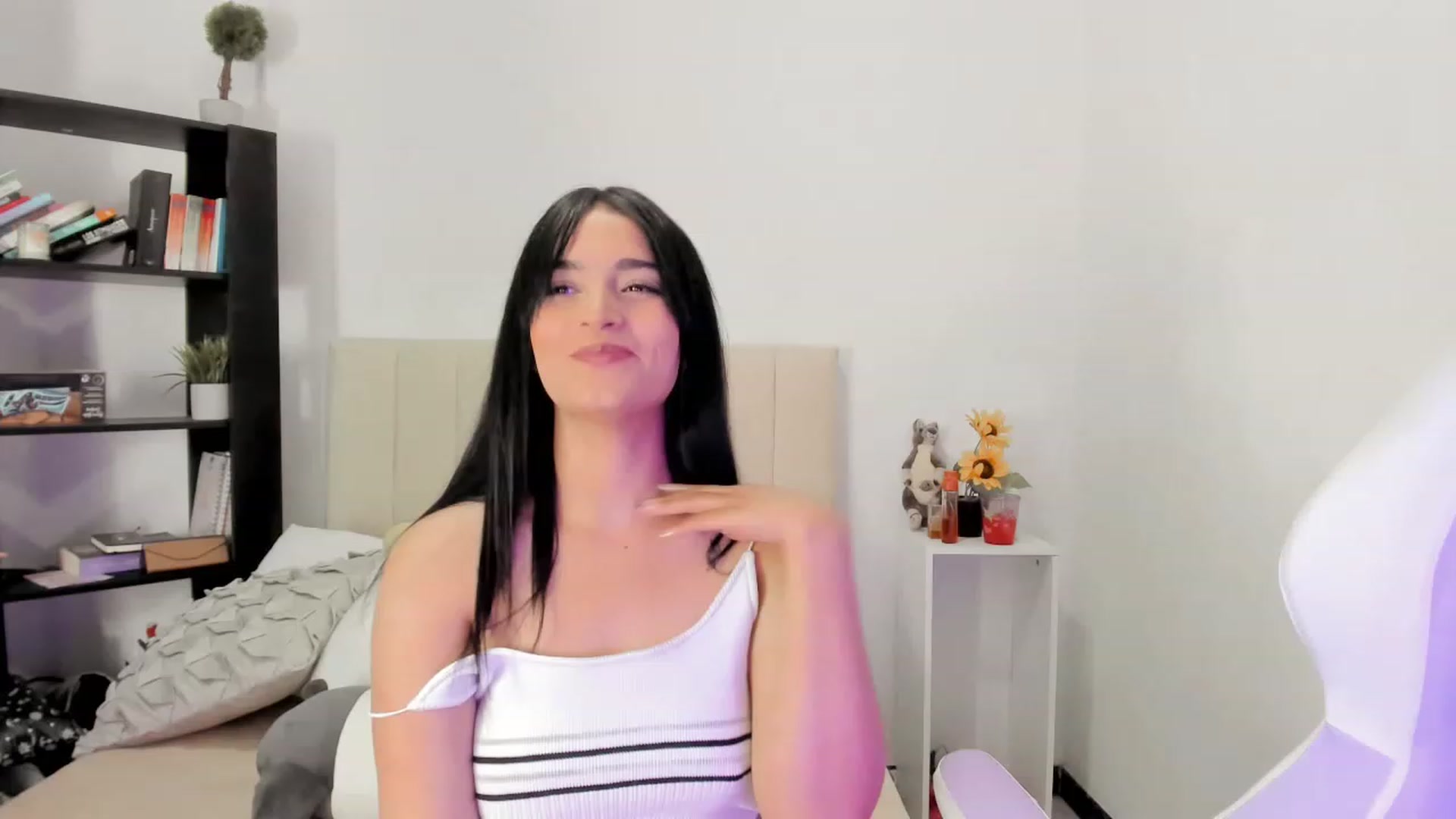Gallery image thumbnail from Malice_sweet's myfreecams stream on, 08/05/2023, 08:53 image 4 of 20
