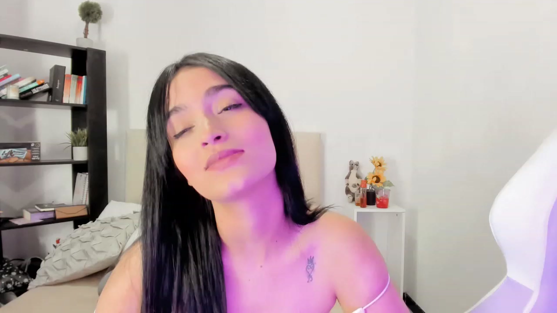 Gallery image thumbnail from Malice_sweet's myfreecams stream on, 08/05/2023, 08:53 image 7 of 20
