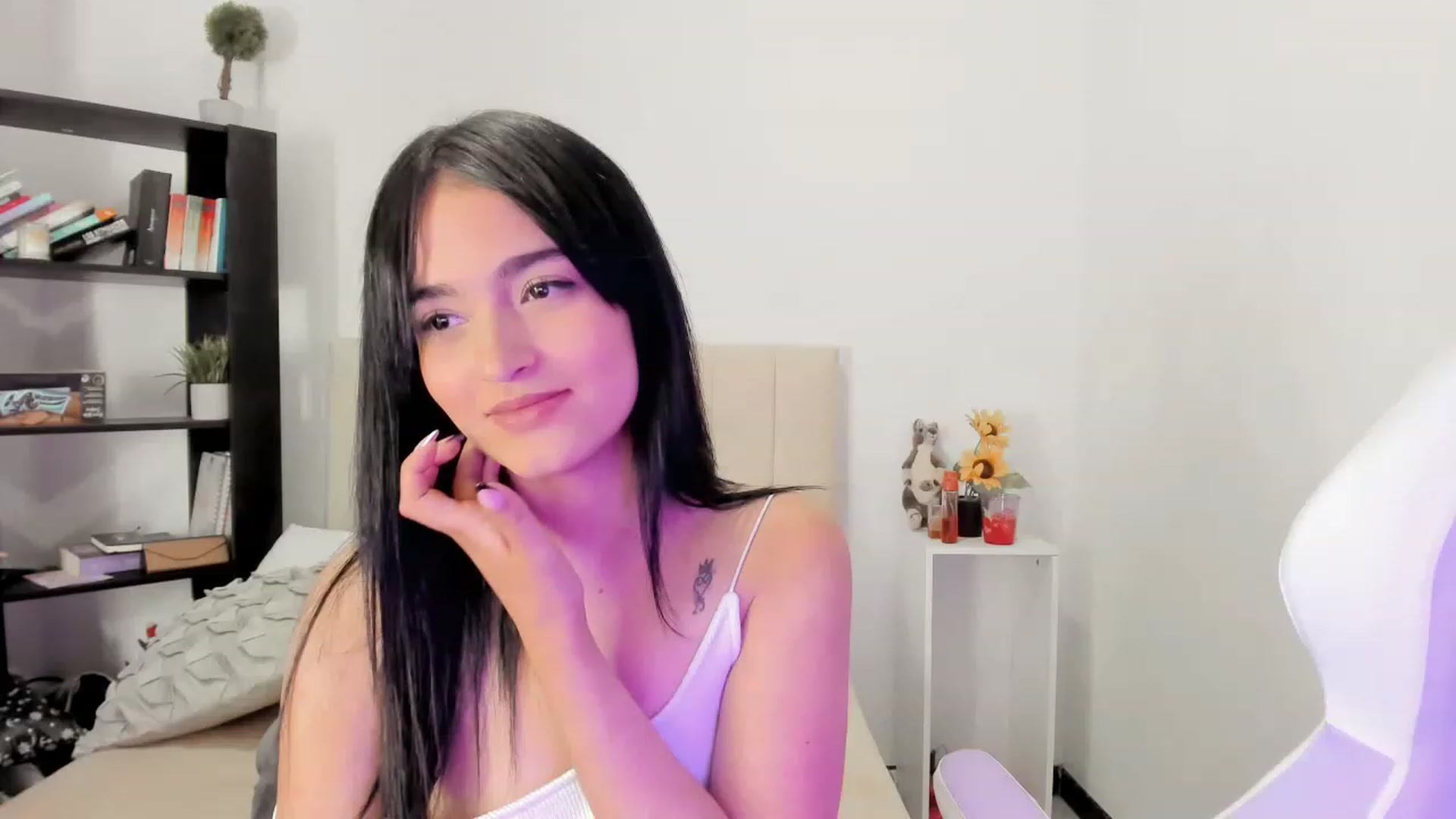 Gallery image thumbnail from Malice_sweet's myfreecams stream on, 08/05/2023, 08:53 image 2 of 20