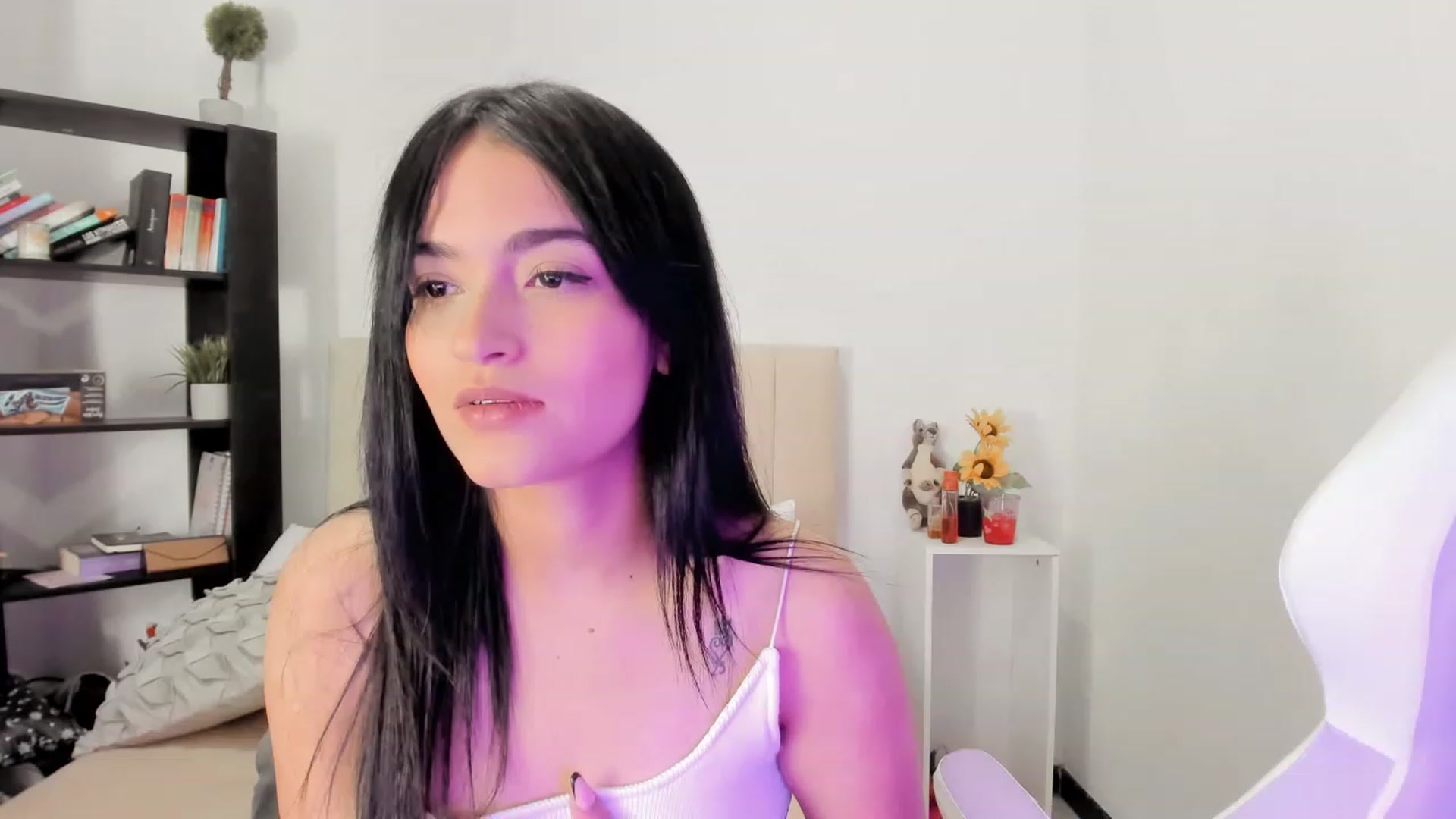 Gallery image thumbnail from Malice_sweet's myfreecams stream on, 08/05/2023, 08:53 image 3 of 20