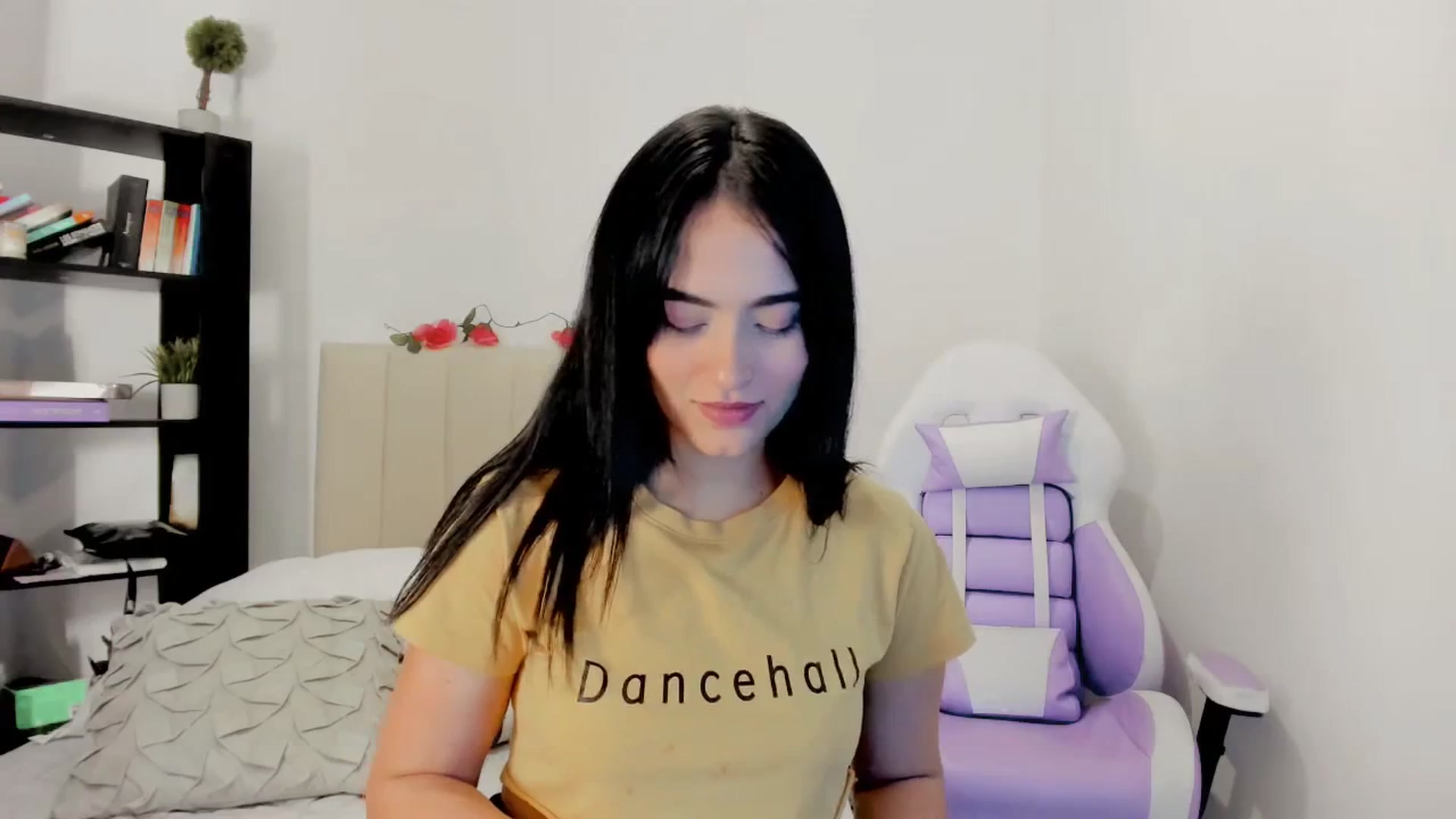 Gallery image thumbnail from Malice_sweet's myfreecams stream on, 08/22/2023, 07:57 image 7 of 20