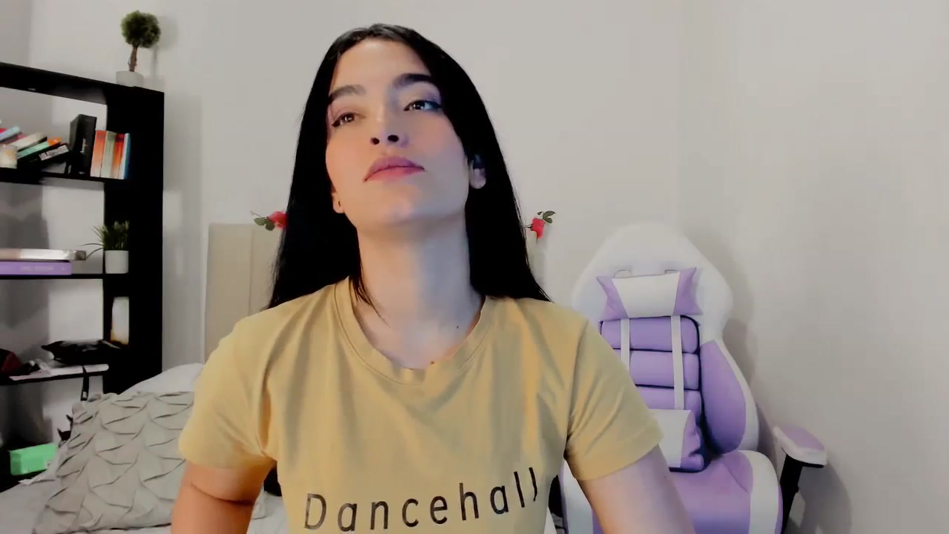 Gallery image thumbnail from Malice_sweet's myfreecams stream on, 08/22/2023, 07:57 image 16 of 20