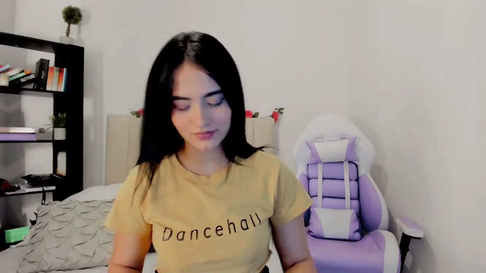 Gallery image thumbnail from Malice_sweet's myfreecams stream on, 08/22/2023, 07:57 image 17 of 20