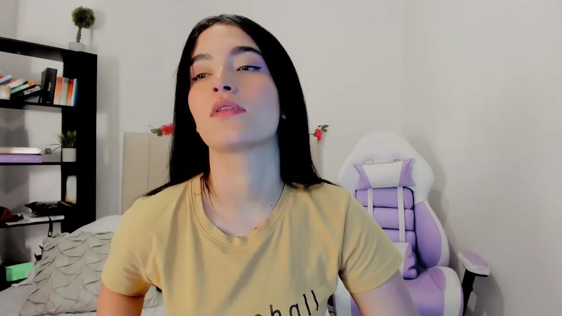 Gallery image thumbnail from Malice_sweet's myfreecams stream on, 08/22/2023, 07:57 image 18 of 20