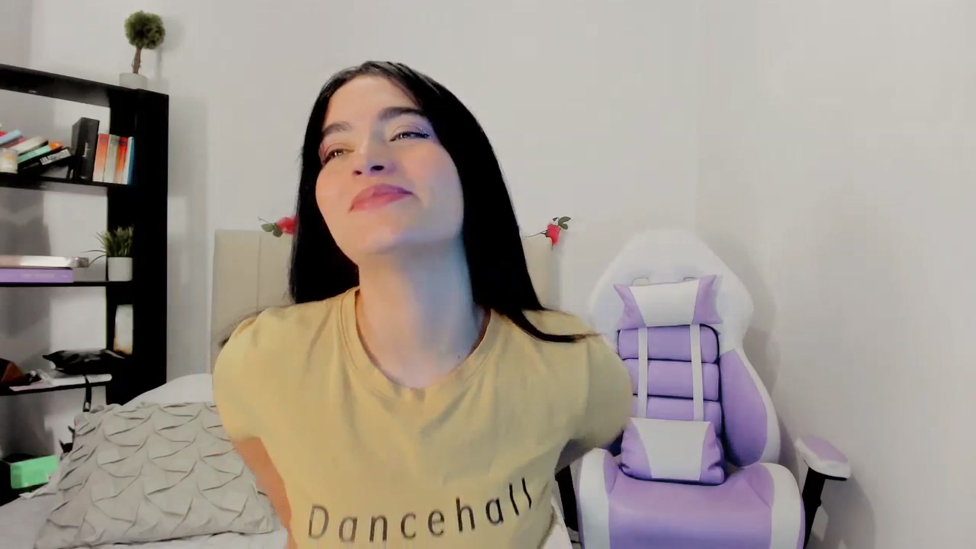 Gallery image thumbnail from Malice_sweet's myfreecams stream on, 08/22/2023, 07:57 image 11 of 20