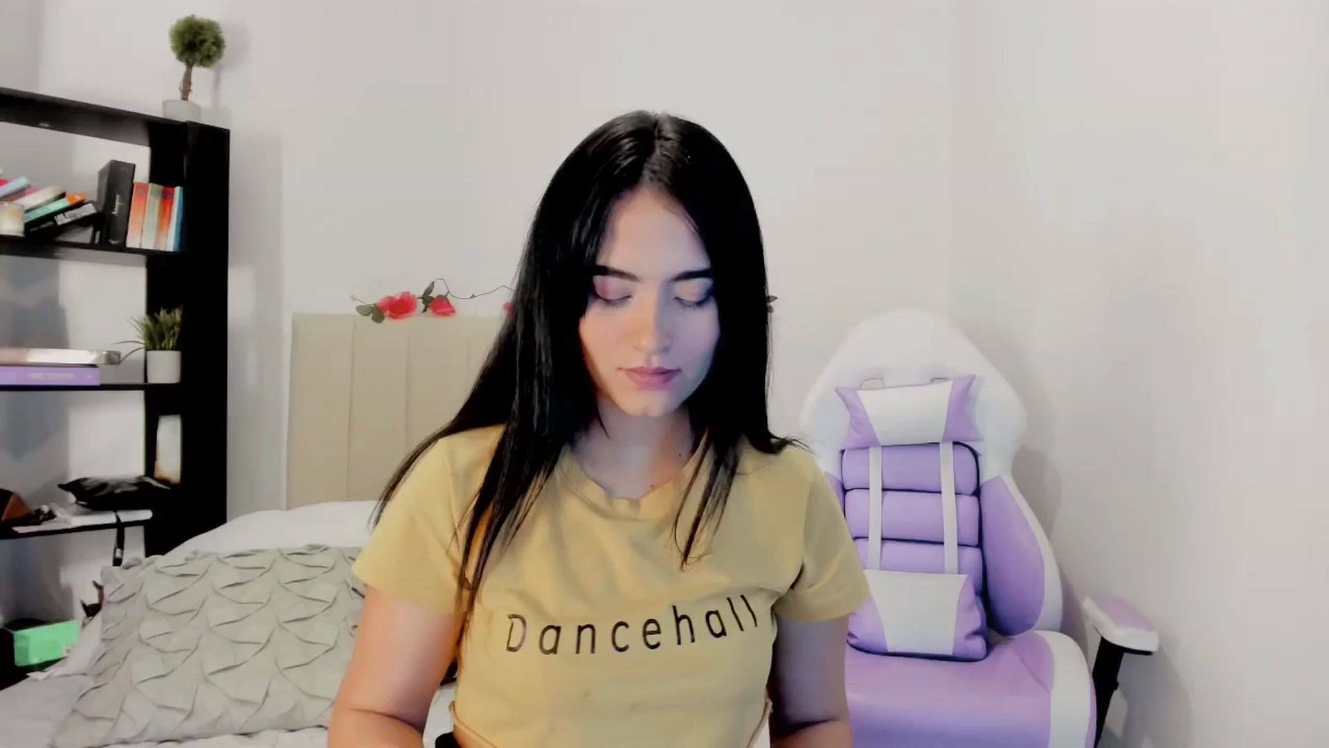 Gallery image thumbnail from Malice_sweet's myfreecams stream on, 08/22/2023, 08:59 image 8 of 20