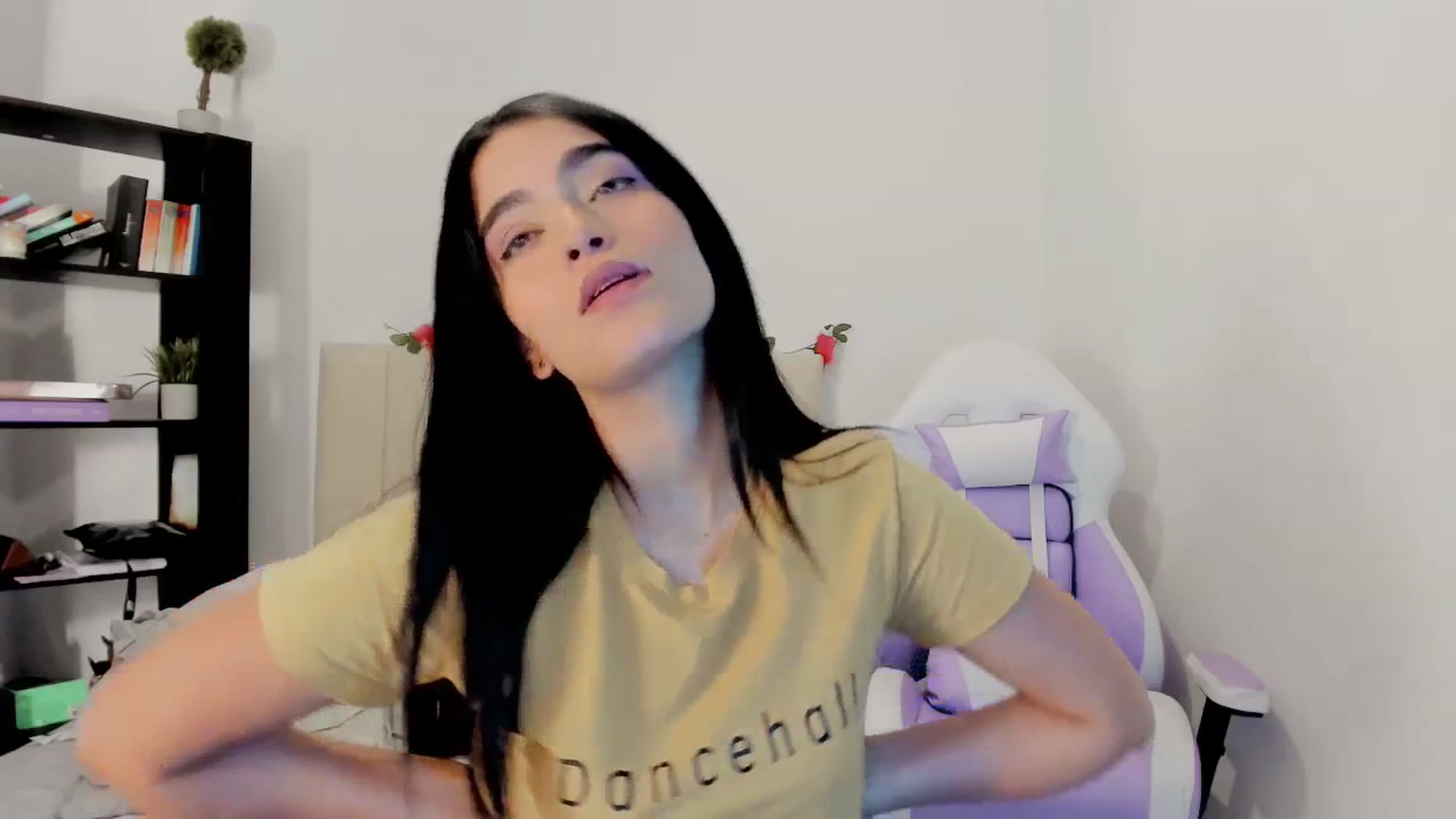 Gallery image thumbnail from Malice_sweet's myfreecams stream on, 08/22/2023, 08:59 image 17 of 20