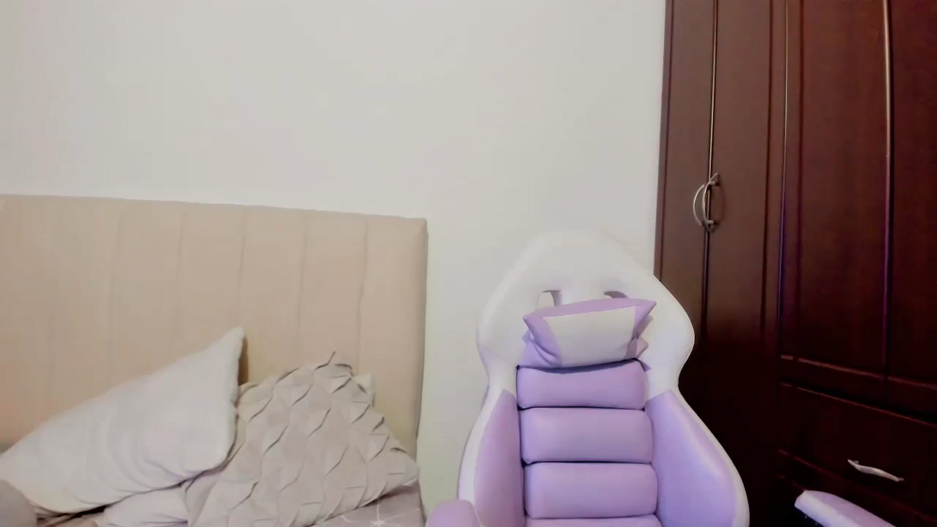 Gallery image thumbnail from Malice_sweet's myfreecams stream on, 05/03/2024, 10:30 image 5 of 20