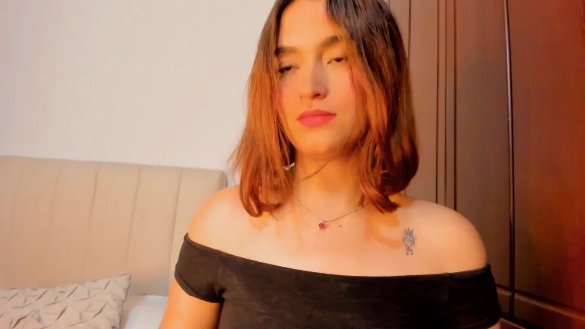 Gallery image thumbnail from Malice_sweet's myfreecams stream on, 10/17/2024, 10:08 image 14 of 20