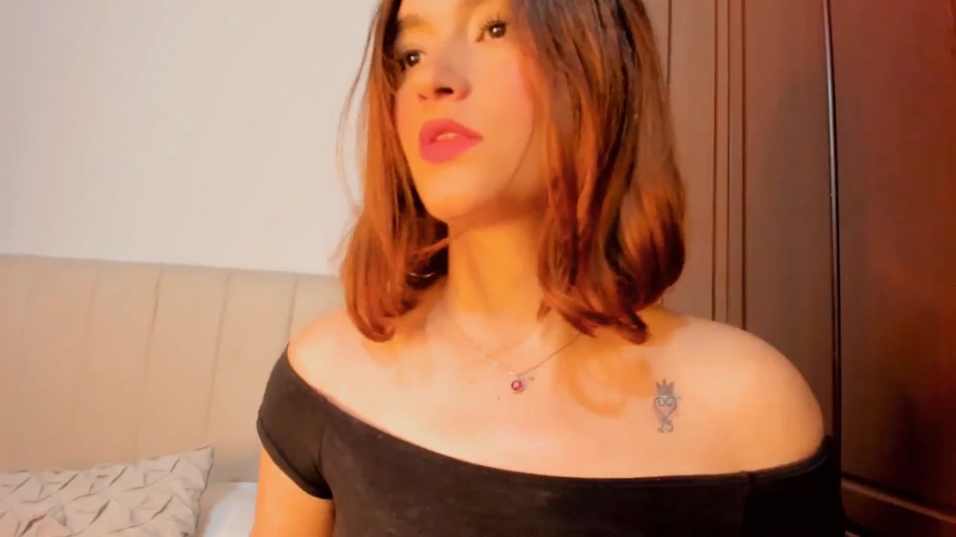 Gallery image thumbnail from Malice_sweet's myfreecams stream on, 10/17/2024, 10:08 image 16 of 20