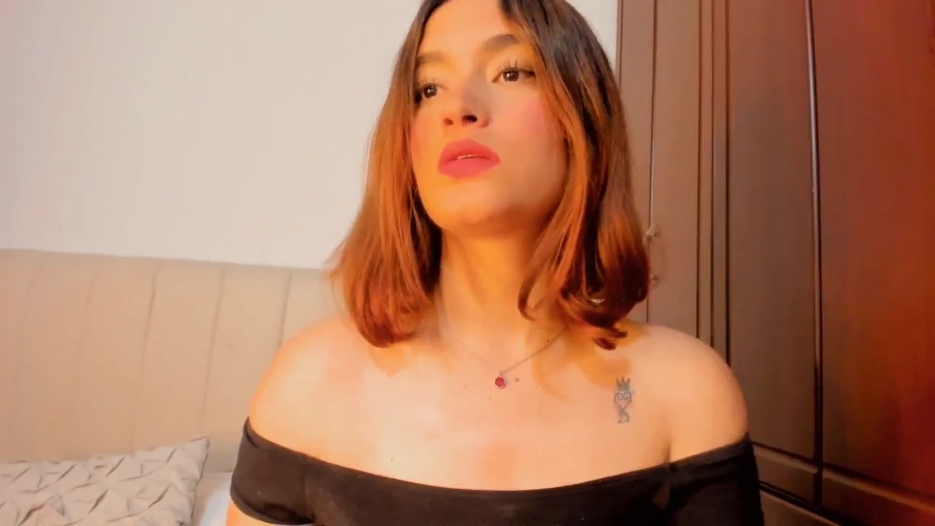 Gallery image thumbnail from Malice_sweet's myfreecams stream on, 10/17/2024, 10:08 image 5 of 20