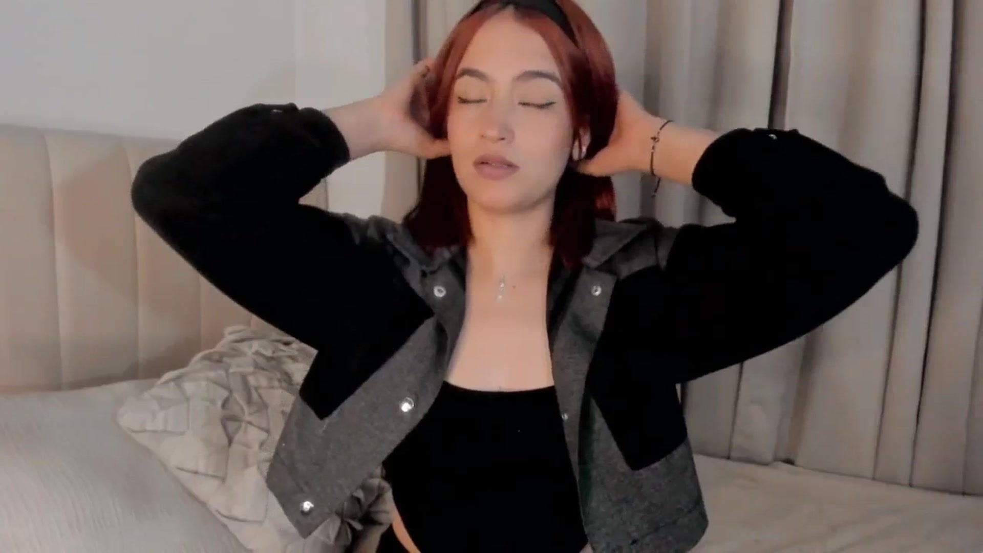Gallery image thumbnail from Malice_sweet's myfreecams stream on, 06/02/2025, 07:03 image 15 of 20