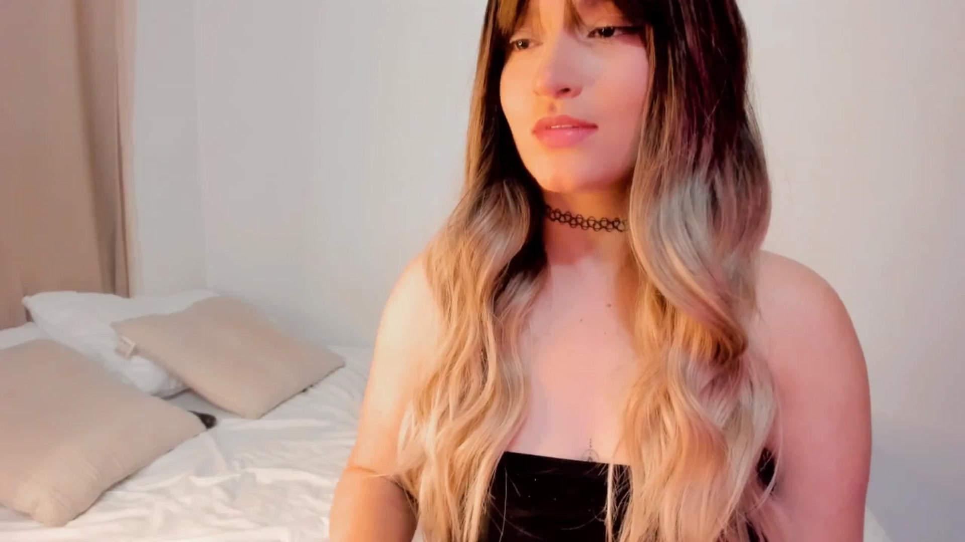 Gallery image thumbnail from Malice_sweet's myfreecams stream on, 09/02/2025, 04:28 image 6 of 20