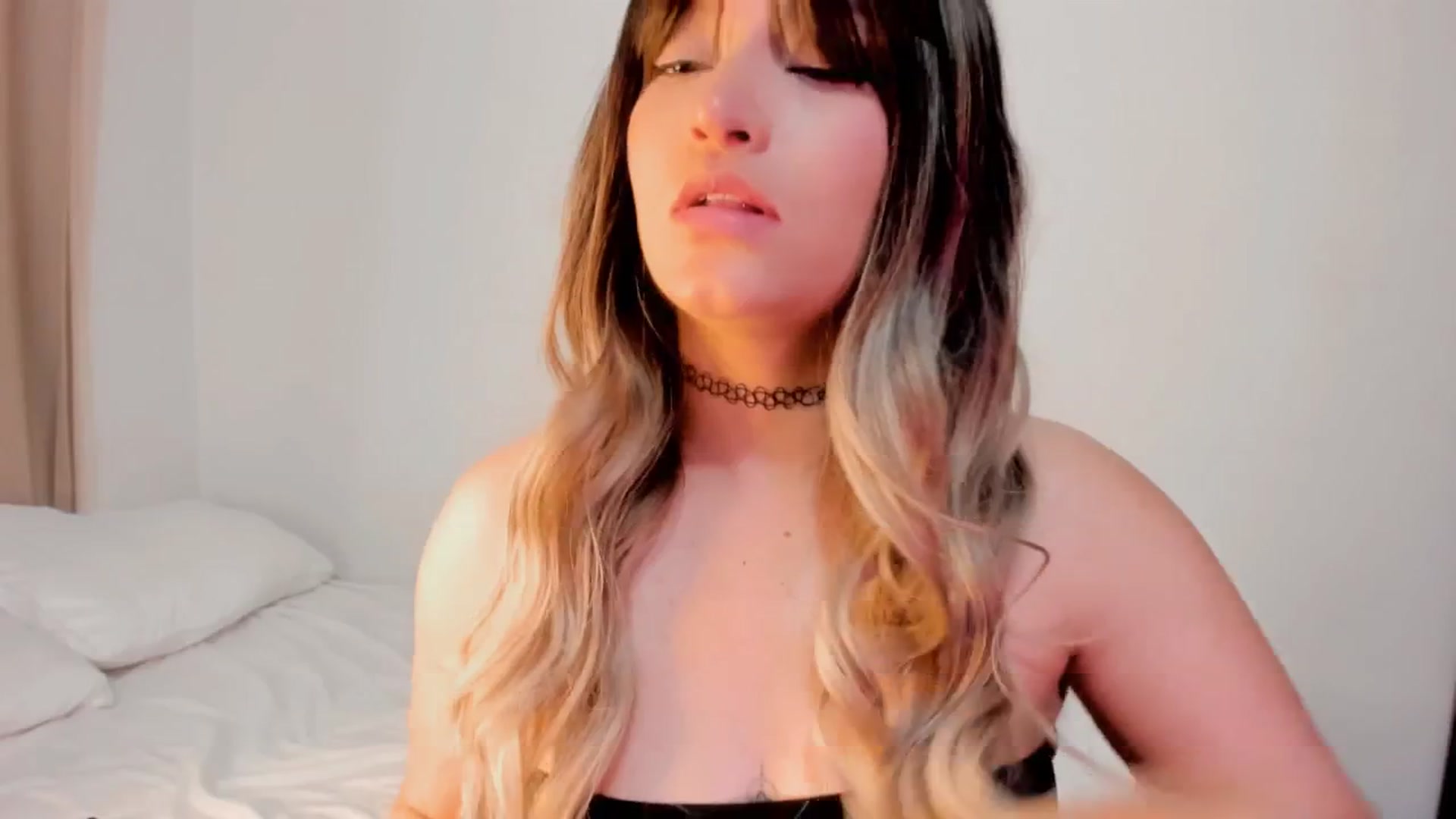 Gallery image thumbnail from Malice_sweet's myfreecams stream on, 09/02/2025, 06:03 image 3 of 20