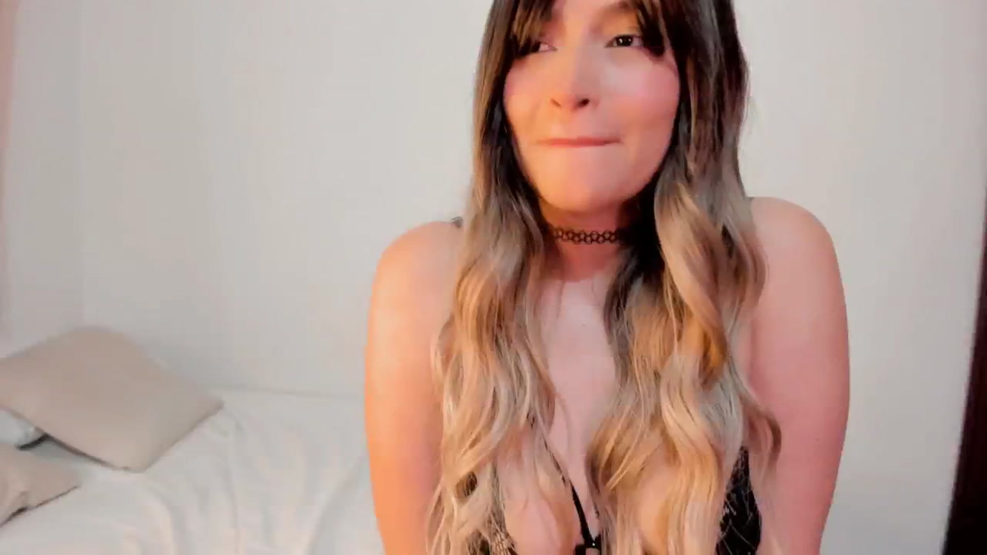 Gallery image thumbnail from Malice_sweet's myfreecams stream on, 09/03/2025, 10:25 image 7 of 20