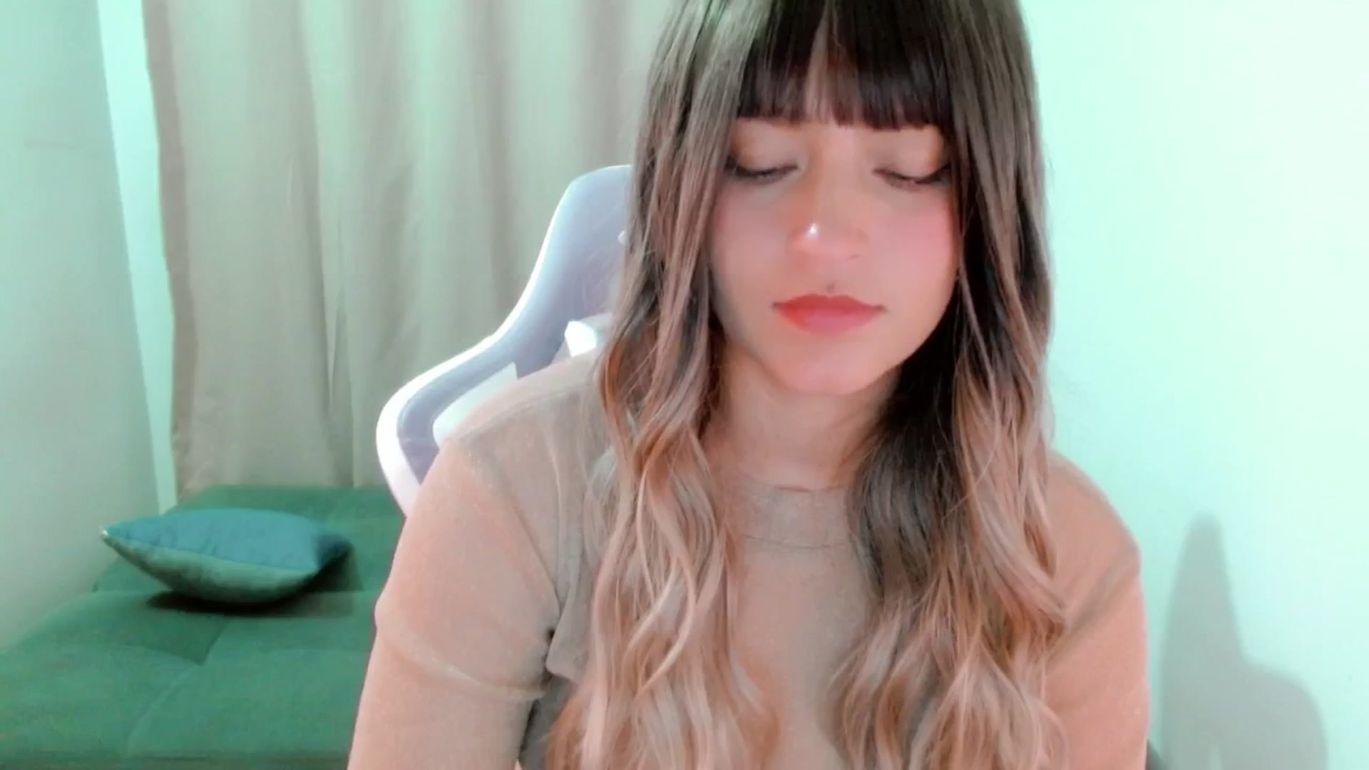 Gallery image thumbnail from Malice_sweet's myfreecams stream on, 09/16/2025, 09:46 image 11 of 20