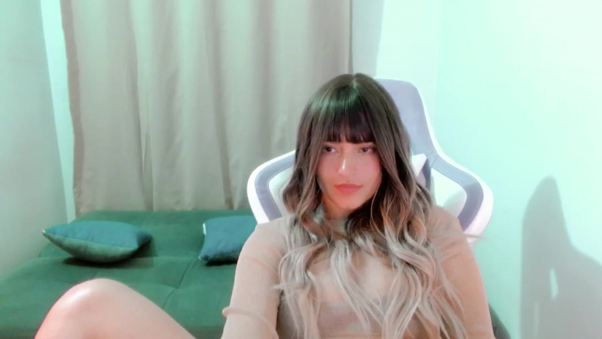 Gallery image thumbnail from Malice_sweet's myfreecams stream on, 09/16/2025, 09:46 image 17 of 20