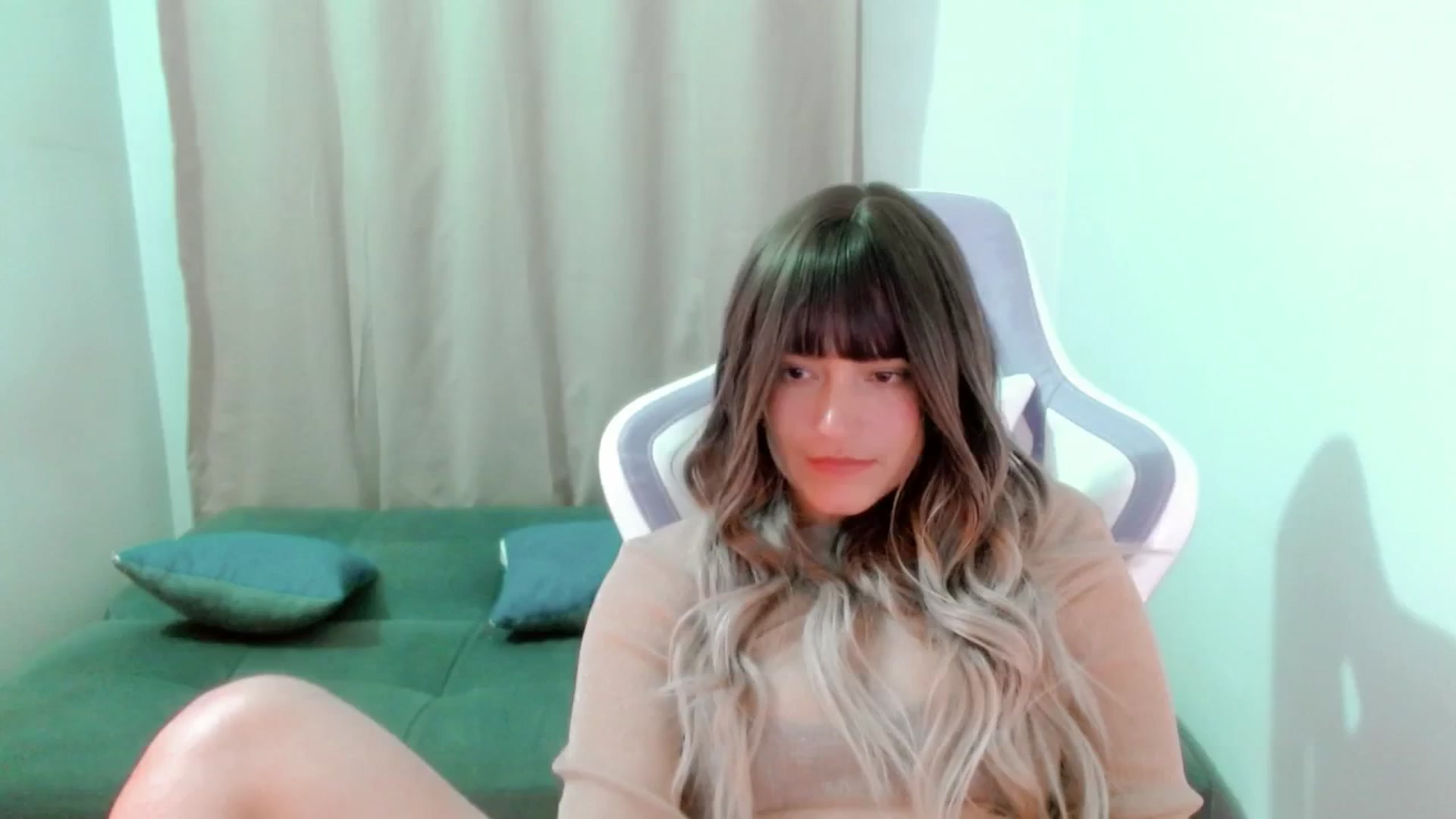 Gallery image thumbnail from Malice_sweet's myfreecams stream on, 09/16/2025, 09:46 image 16 of 20
