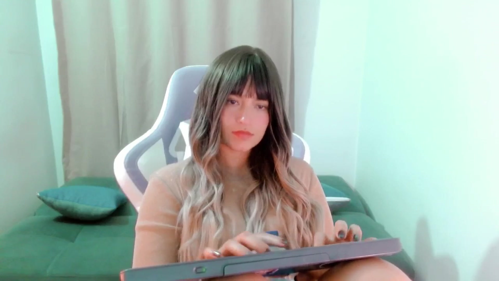 Gallery image thumbnail from Malice_sweet's myfreecams stream on, 09/16/2025, 09:46 image 7 of 20