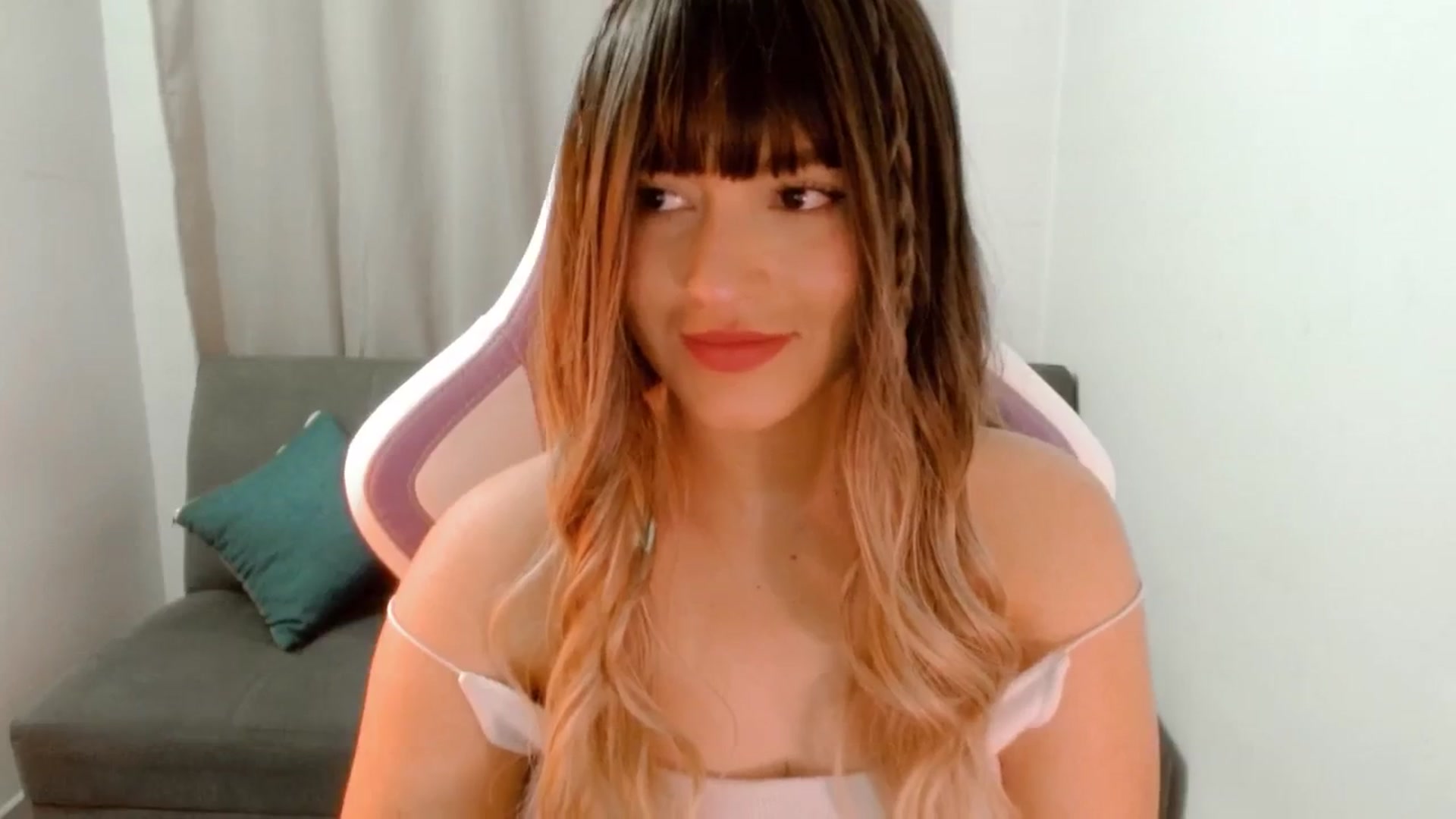 Gallery image thumbnail from Malice_sweet's myfreecams stream on, 09/18/2025, 06:06 image 11 of 20