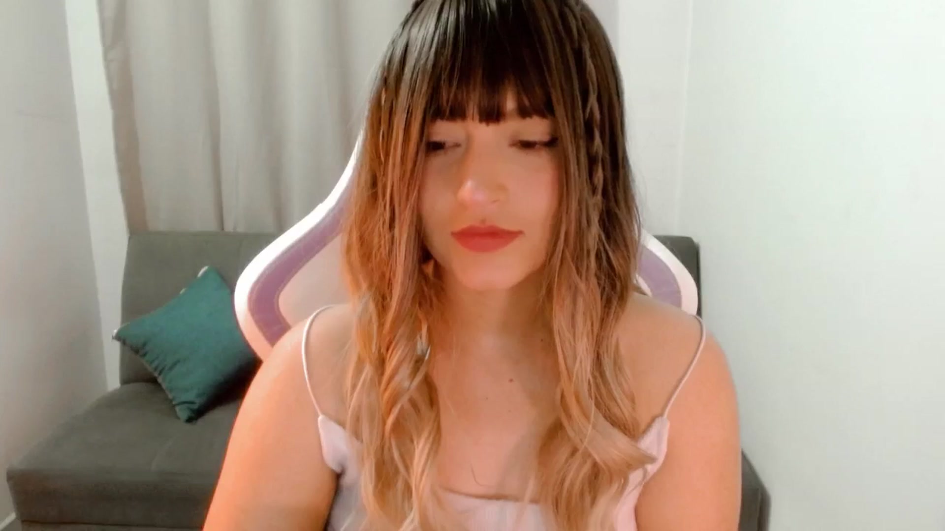 Gallery image thumbnail from Malice_sweet's myfreecams stream on, 09/18/2025, 06:06 image 12 of 20