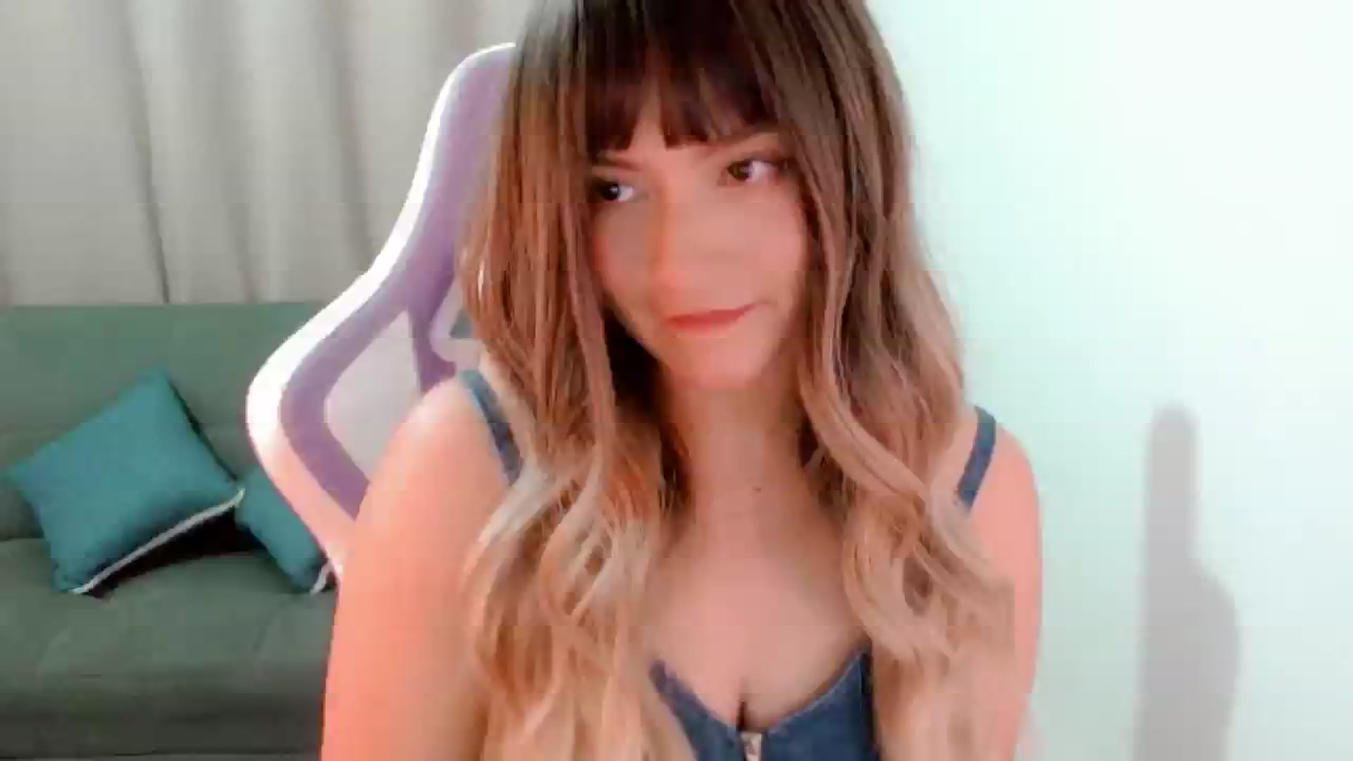 Gallery image thumbnail from Malice_sweet's myfreecams stream on, 09/26/2025, 04:37 image 12 of 20