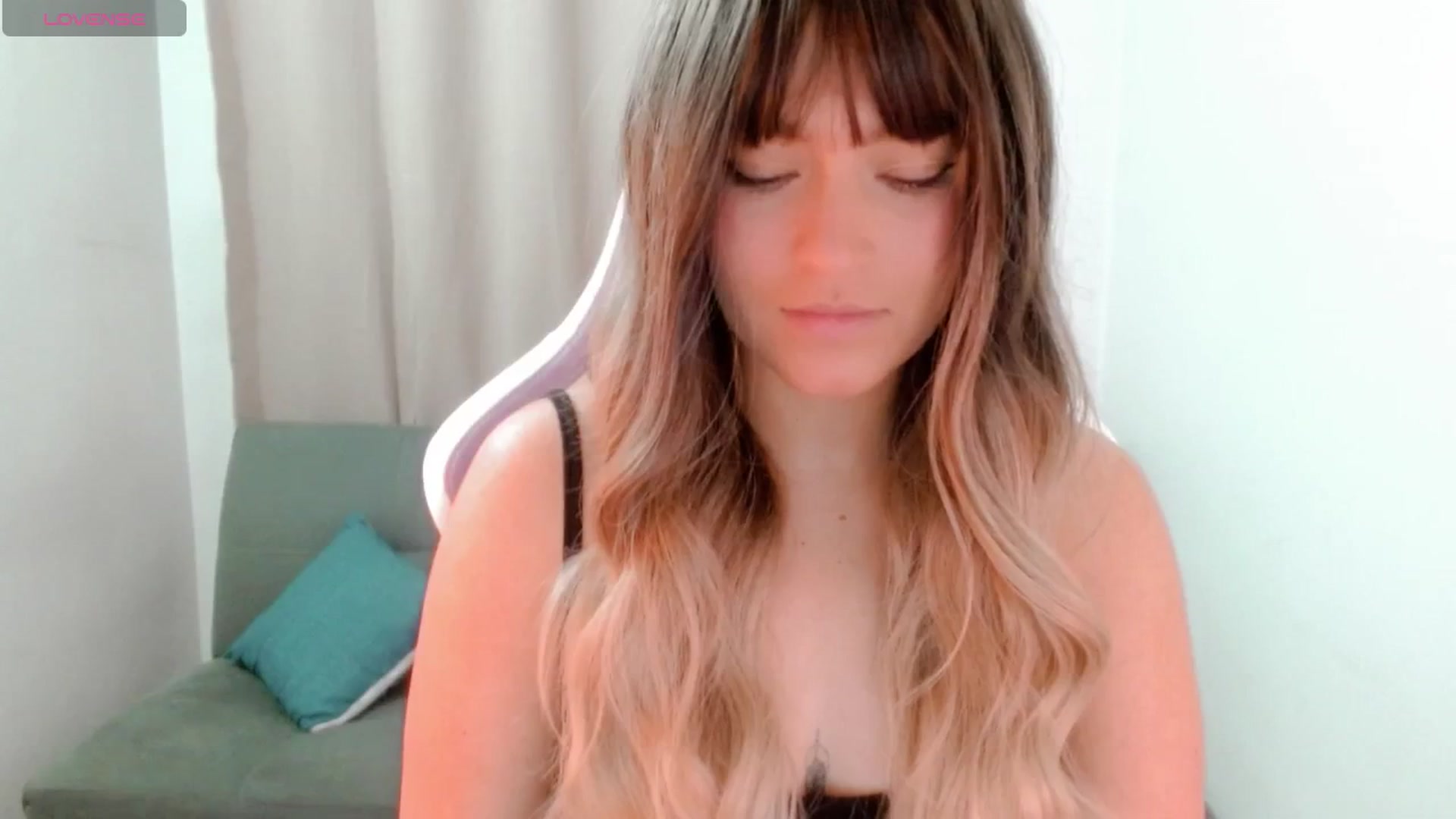 Gallery image thumbnail from Malice_sweet's myfreecams stream on, 10/01/2025, 07:05 image 15 of 20