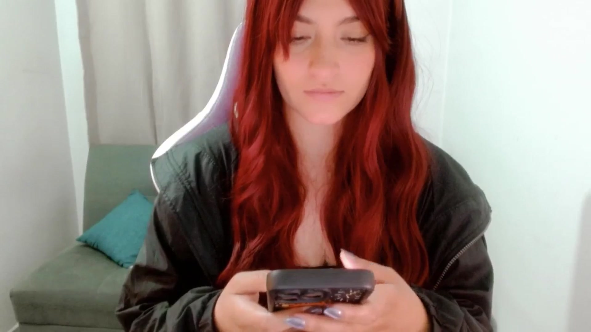 Gallery image thumbnail from Malice_sweet's myfreecams stream on, 10/04/2025, 08:33 image 8 of 20