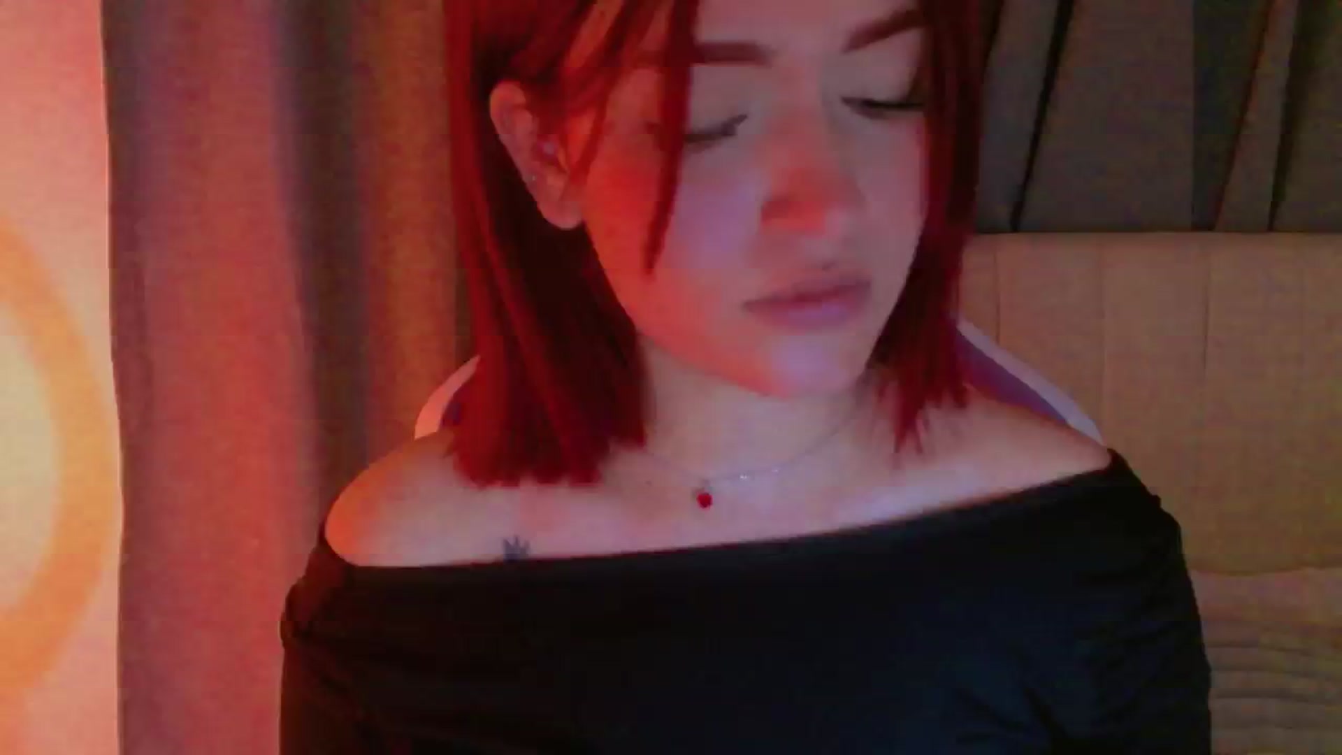 Gallery image thumbnail from Malice_sweet's myfreecams stream on, 12/17/2025, 08:55 image 11 of 20