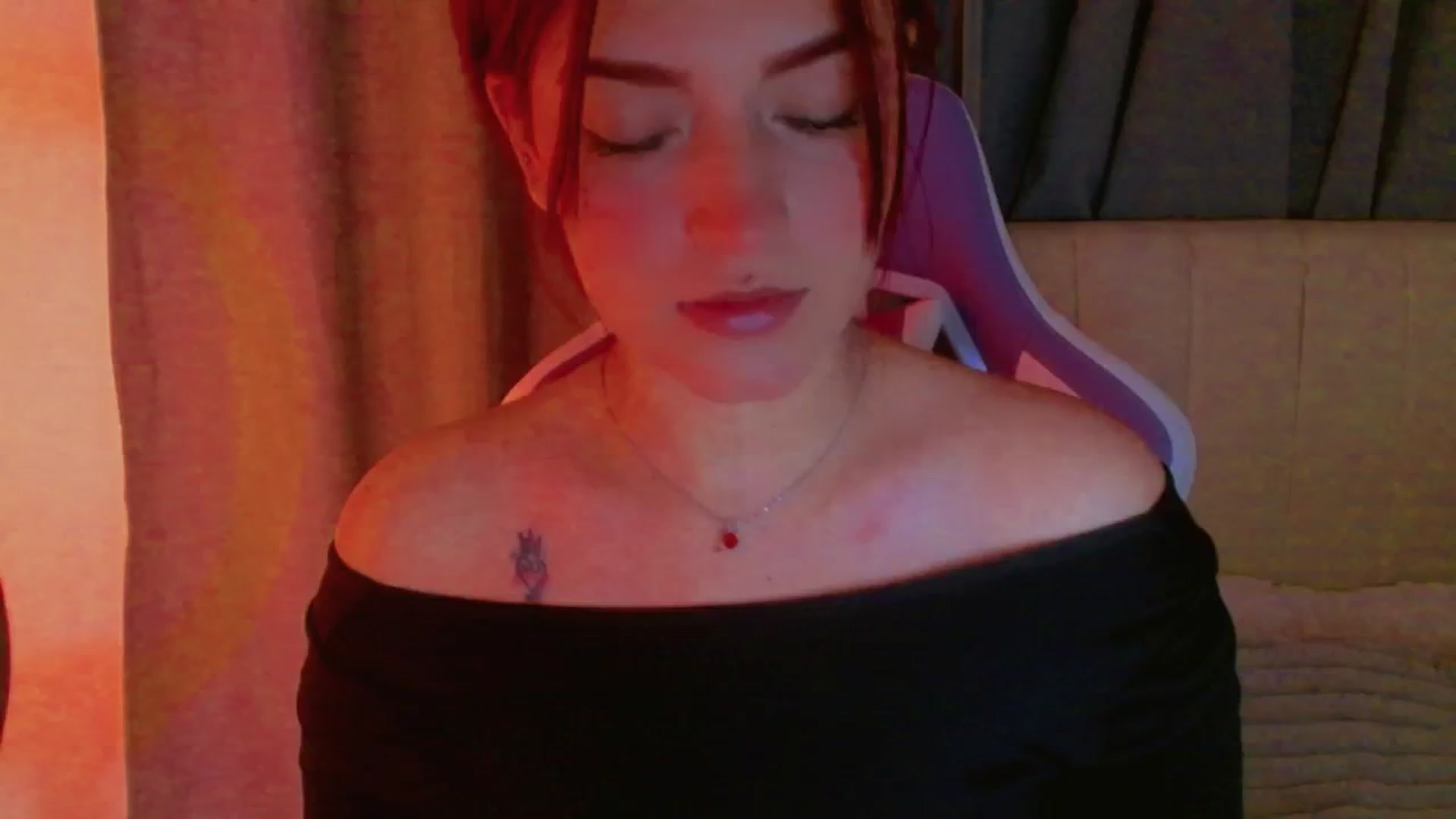 Gallery image thumbnail from Malice_sweet's myfreecams stream on, 12/17/2025, 08:55 image 1 of 20