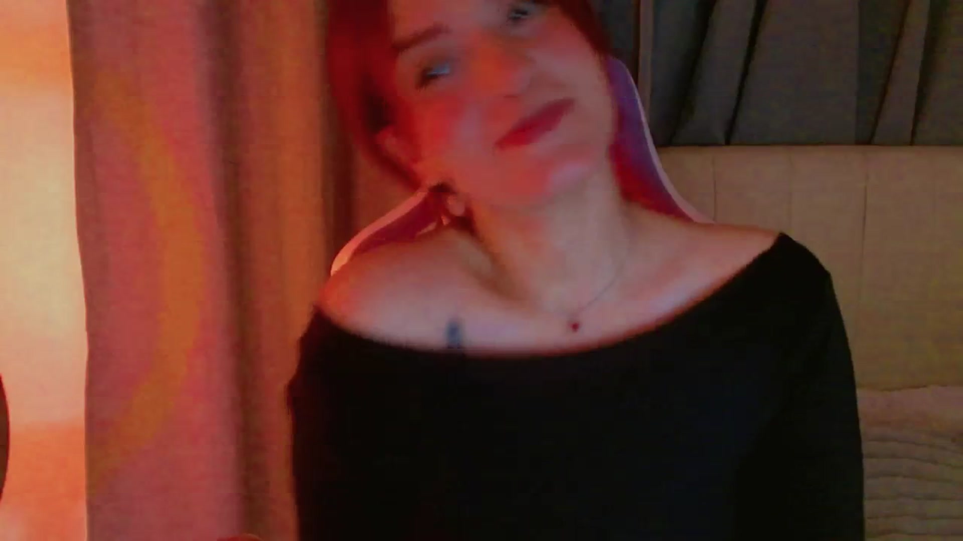 Gallery image thumbnail from Malice_sweet's myfreecams stream on, 12/17/2025, 08:55 image 3 of 20
