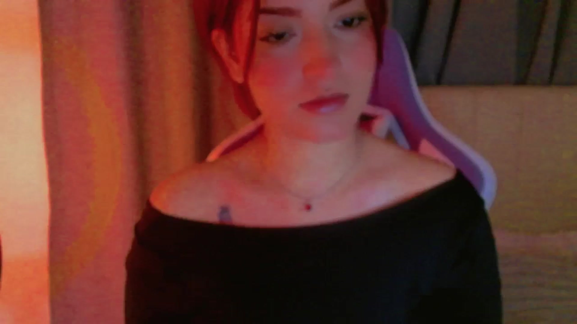 Gallery image thumbnail from Malice_sweet's myfreecams stream on, 12/17/2025, 08:55 image 2 of 20