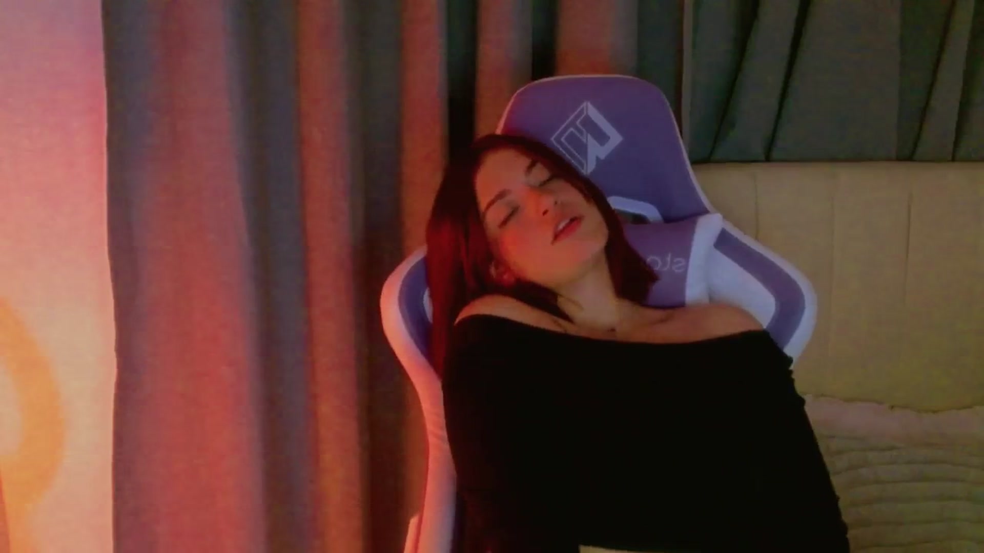 Gallery image thumbnail from Malice_sweet's myfreecams stream on, 12/17/2025, 11:11 image 11 of 20