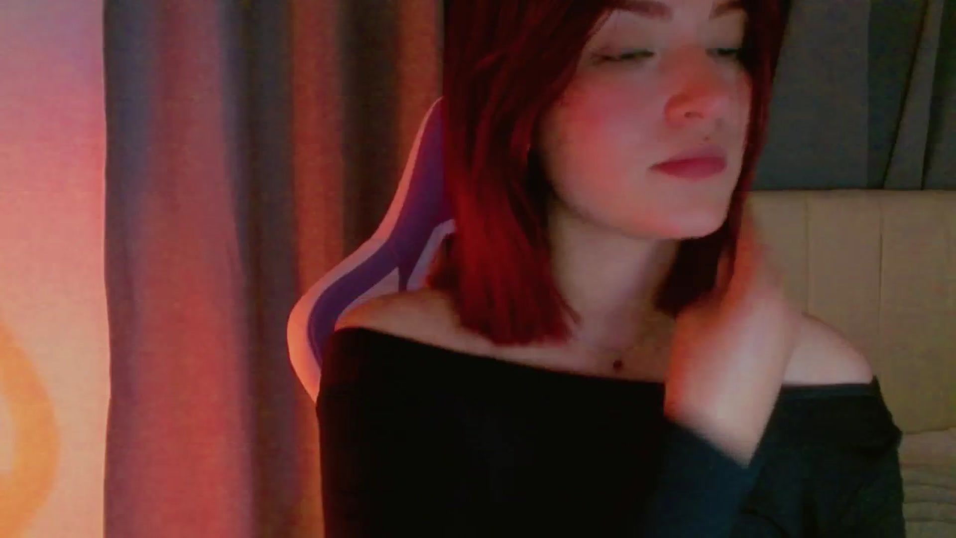 Gallery image thumbnail from Malice_sweet's myfreecams stream on, 12/17/2025, 11:11 image 3 of 20