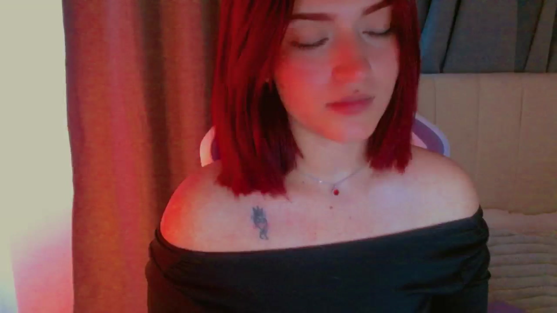 Gallery image thumbnail from Malice_sweet's myfreecams stream on, 12/17/2025, 12:08 image 5 of 20