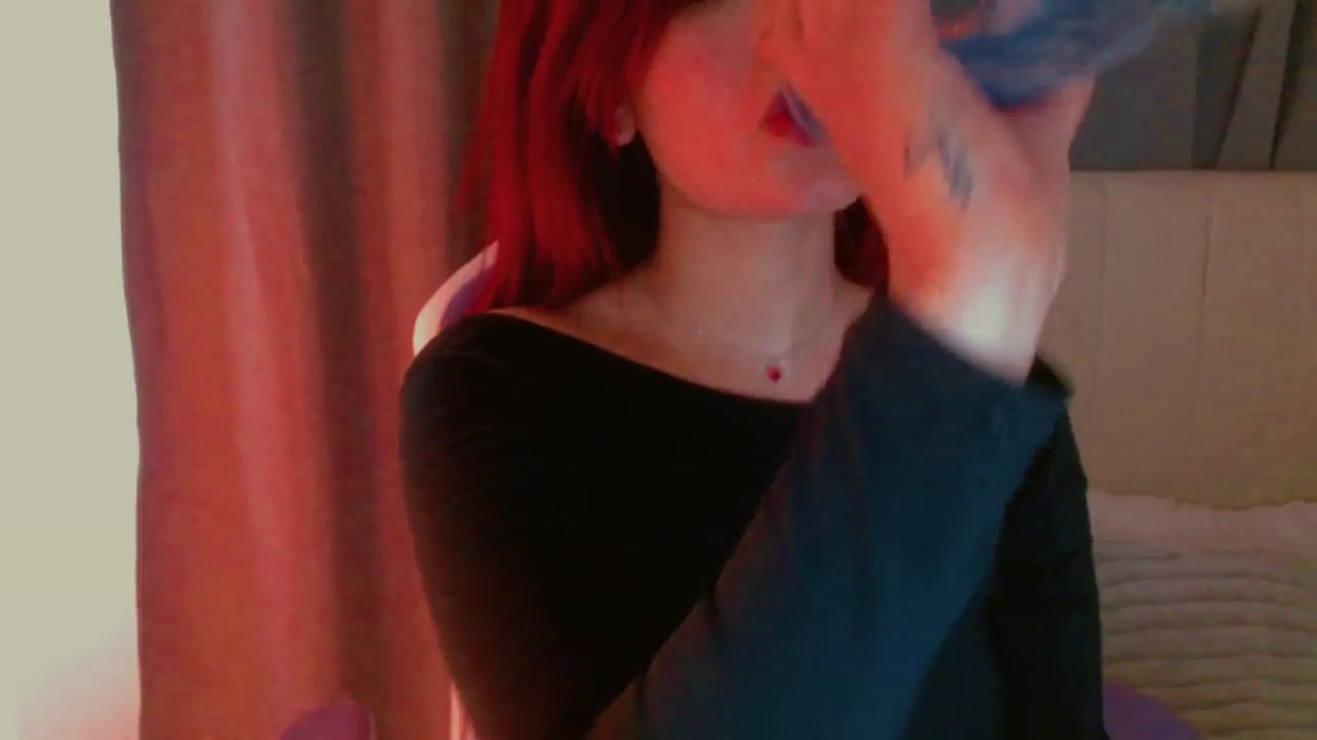 Gallery image thumbnail from Malice_sweet's myfreecams stream on, 12/17/2025, 12:08 image 18 of 20