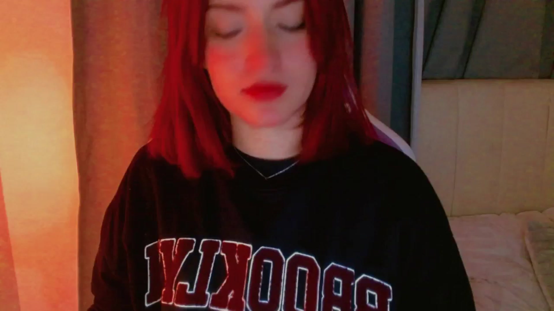 Gallery image thumbnail from Malice_sweet's myfreecams stream on, 12/21/2025, 10:32 image 17 of 20