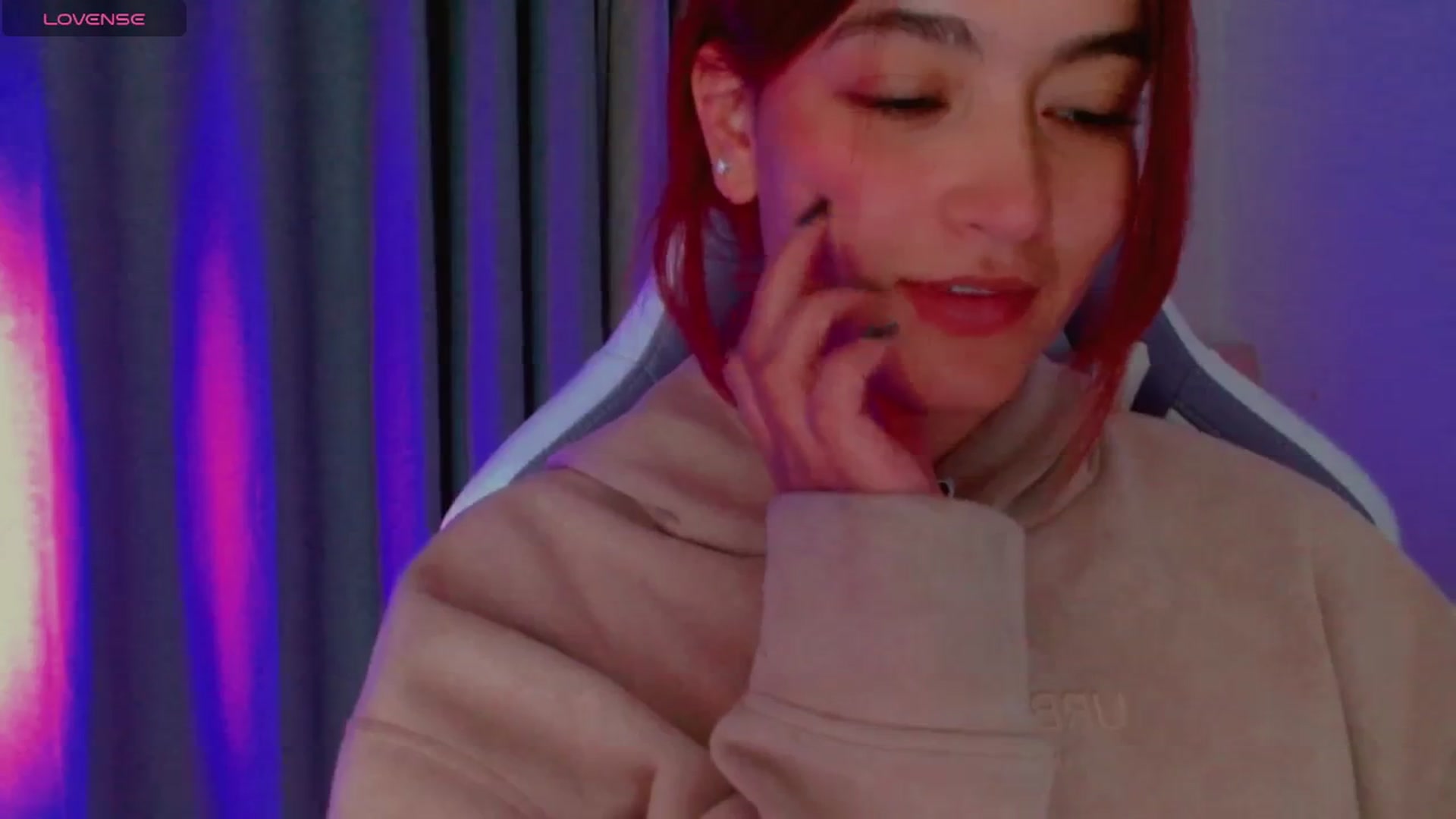 Gallery image thumbnail from Malice_sweet's myfreecams stream on, 03/04/2026, 10:25 image 14 of 20