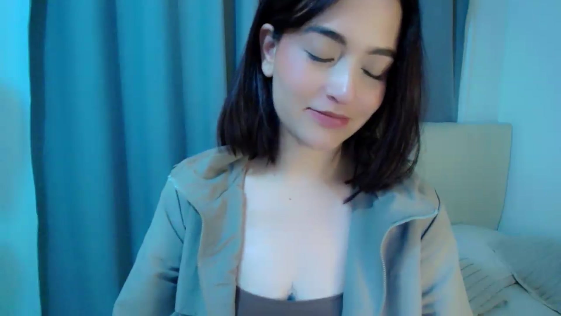 Gallery image thumbnail from Malice_sweet's myfreecams stream on, 05/17/2026, 07:52 image 9 of 20