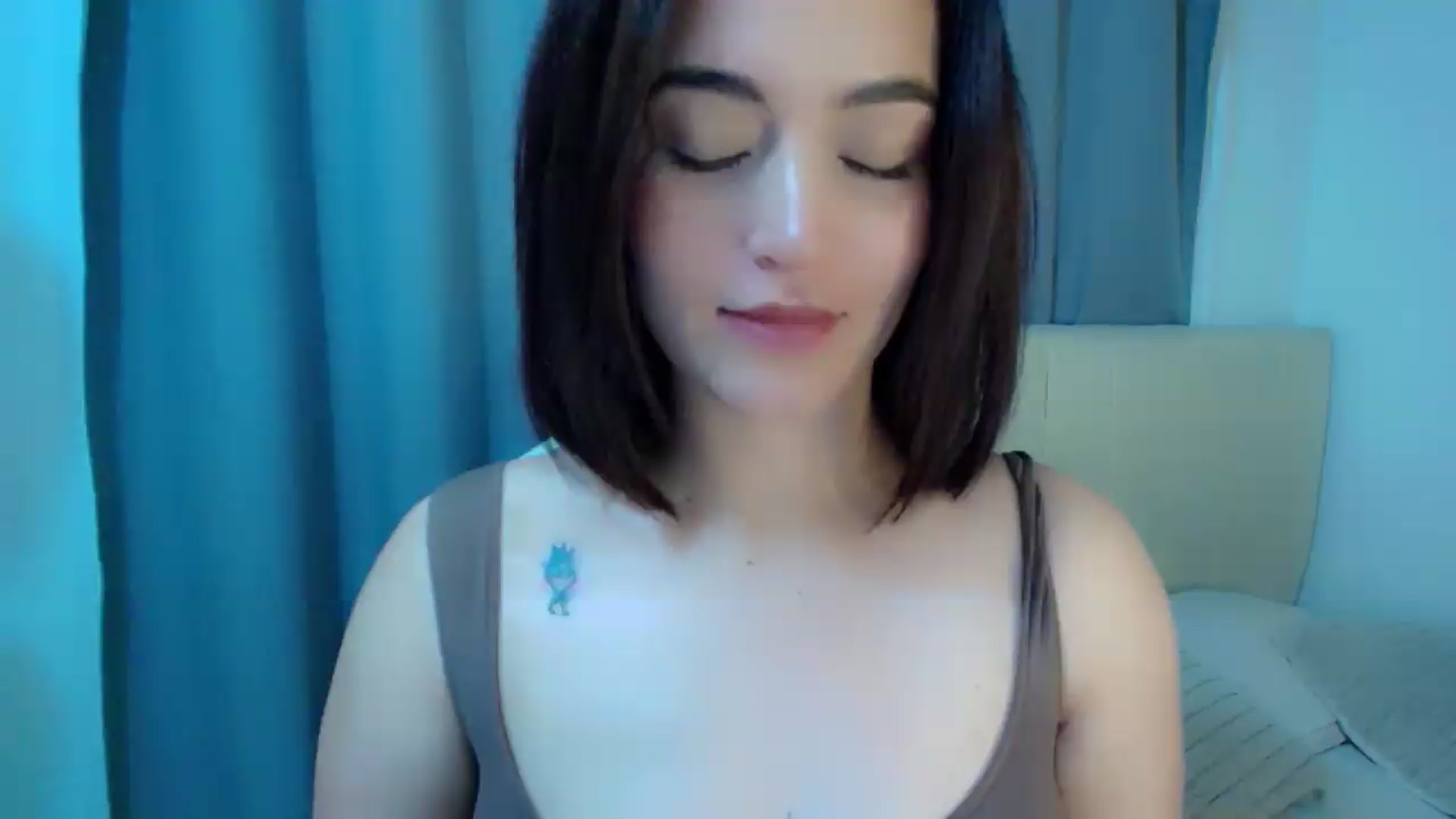 Gallery image thumbnail from Malice_sweet's myfreecams stream on, 05/17/2026, 07:52 image 1 of 20