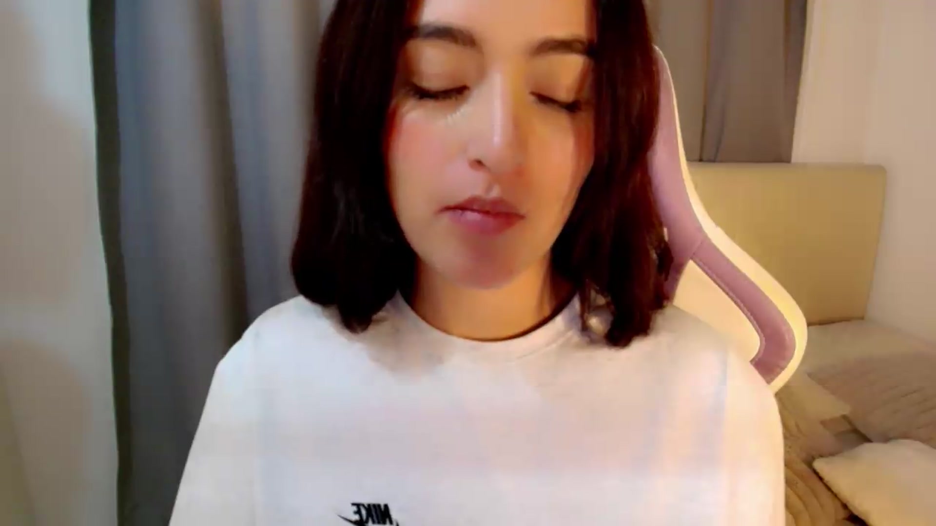 Gallery image thumbnail from Malice_sweet's myfreecams stream on, 05/20/2026, 10:11 image 18 of 20