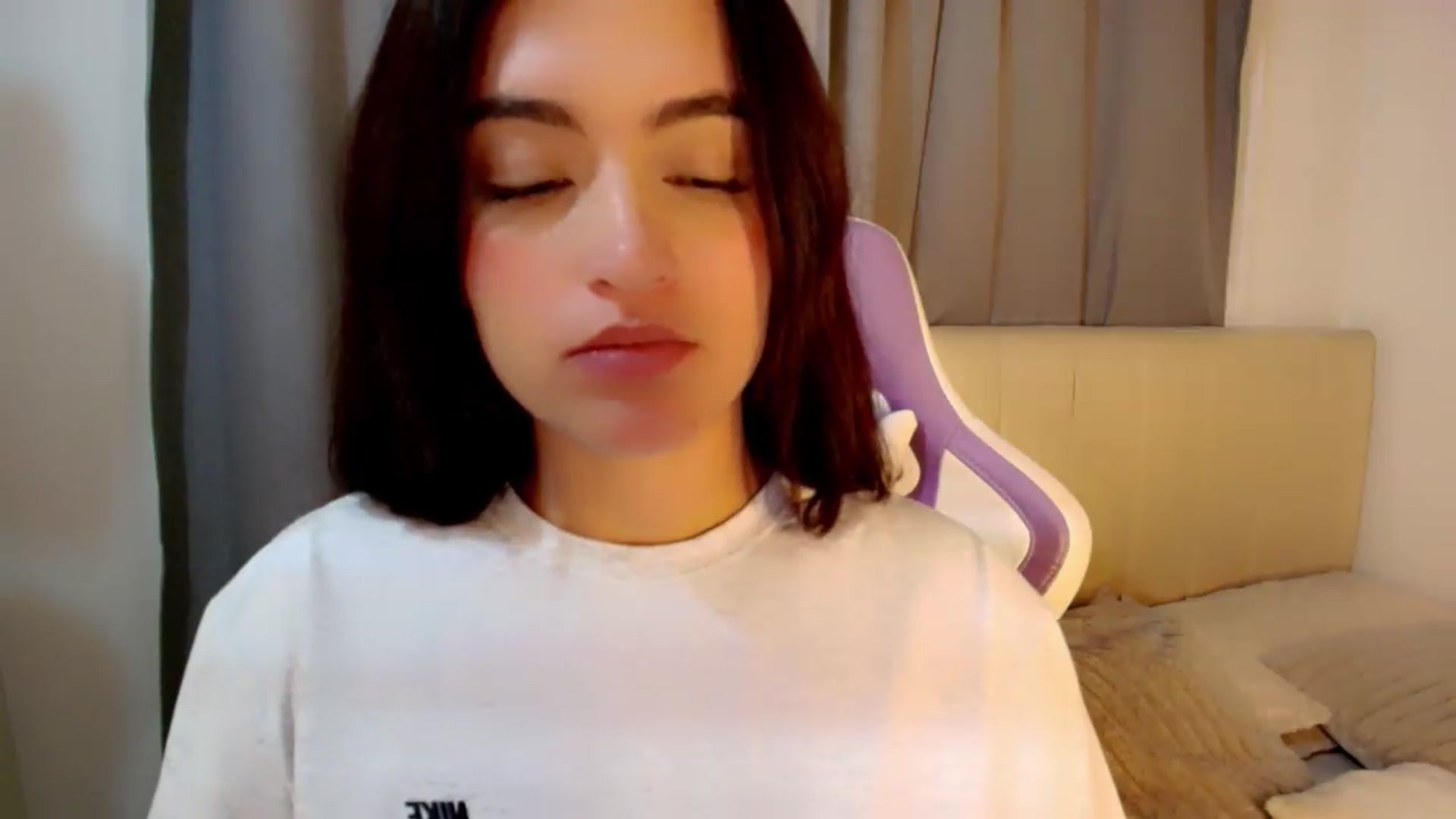 Gallery image thumbnail from Malice_sweet's myfreecams stream on, 05/20/2026, 10:11 image 12 of 20