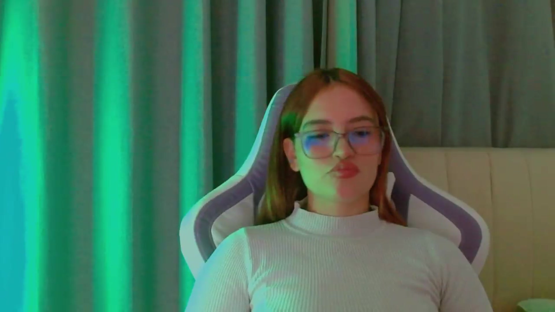 Gallery image thumbnail from Malice_sweet's myfreecams stream on, 08/02/2026, 06:19 image 10 of 20