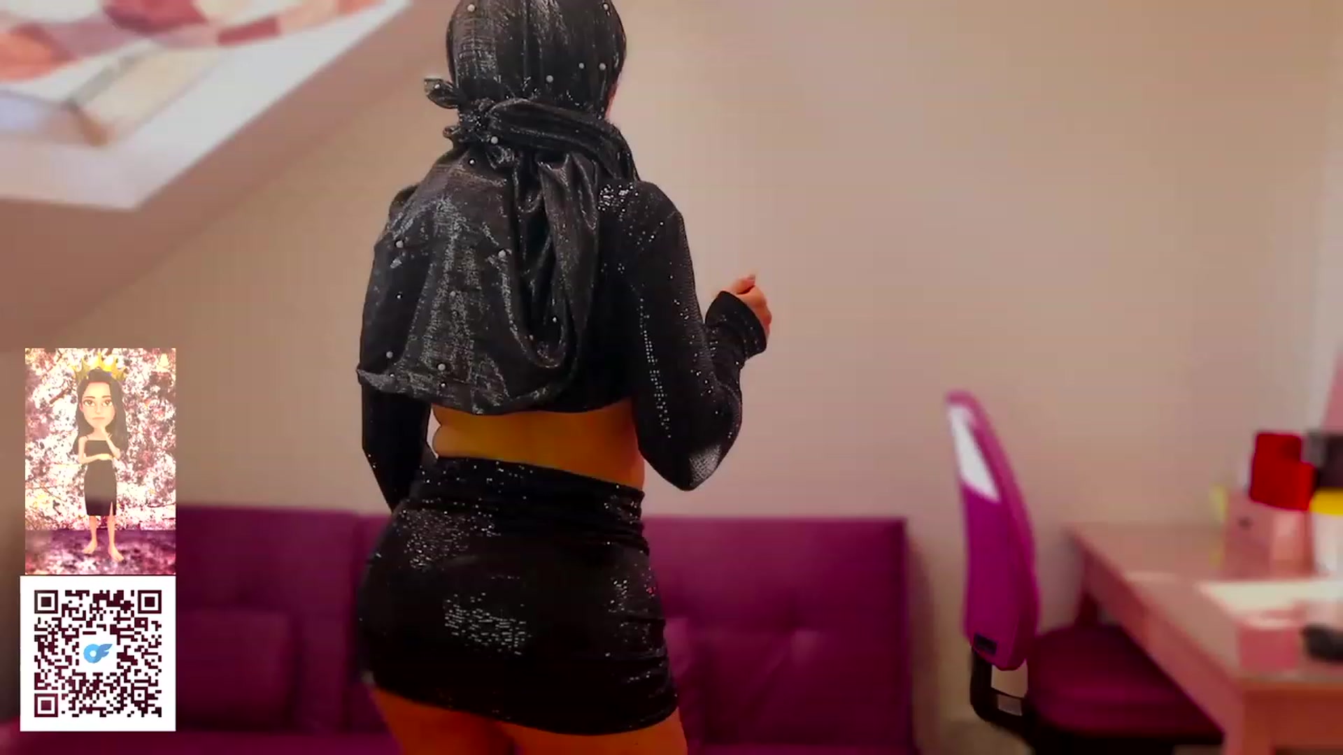 Gallery image thumbnail from Malika33's myfreecams stream on, 05/28/2023, 08:56 image 15 of 20