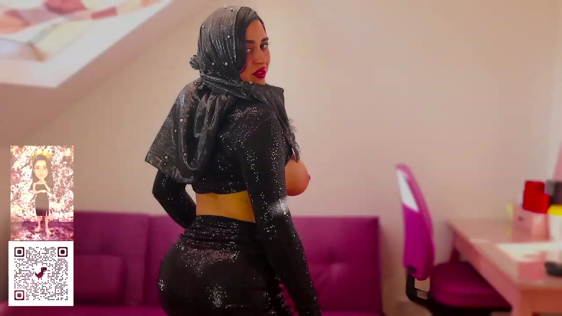 Gallery image thumbnail from Malika33's myfreecams stream on, 05/28/2023, 08:56 image 13 of 20