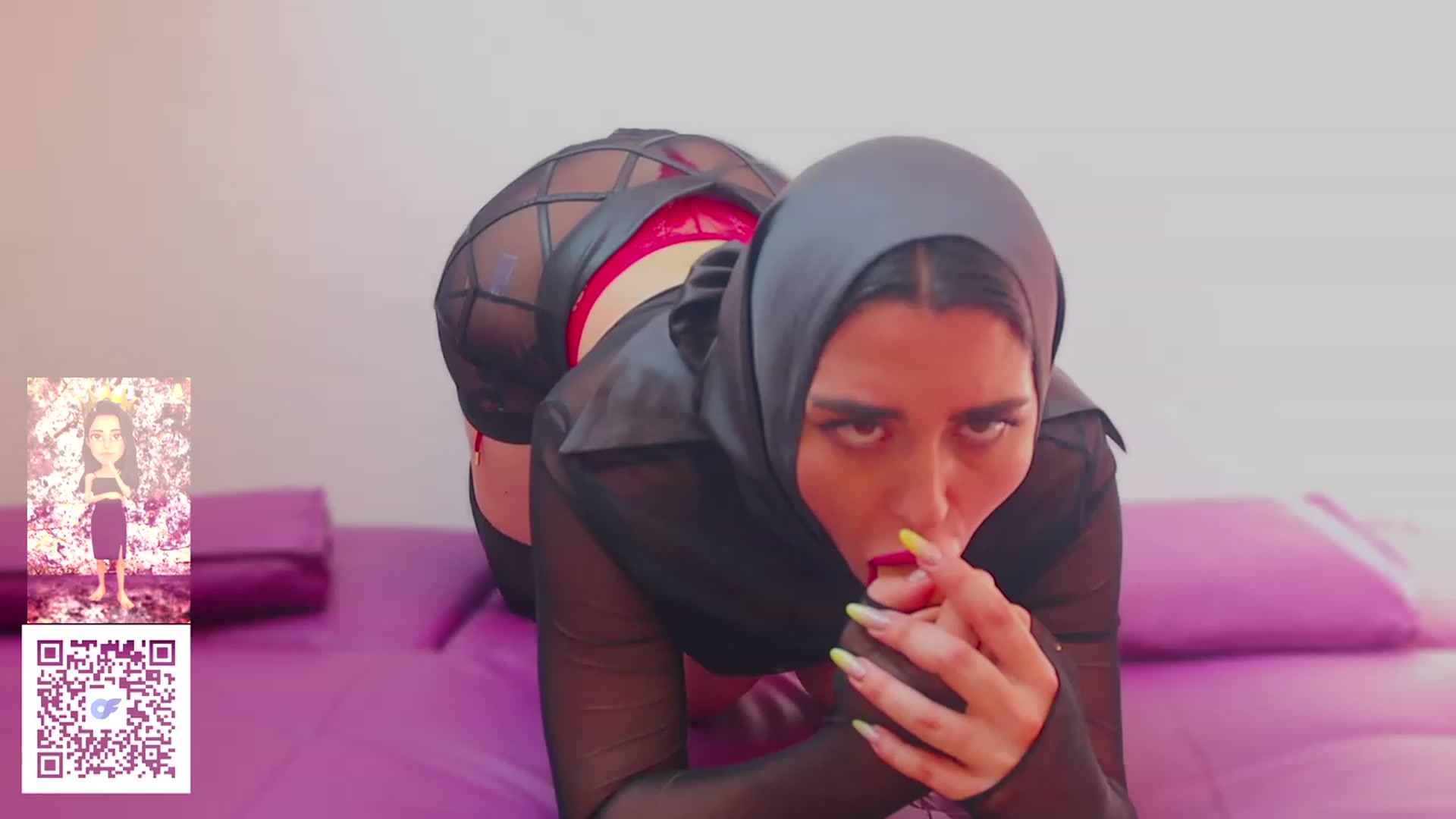 Gallery image thumbnail from Malika33's myfreecams stream on, 06/03/2023, 16:29 image 4 of 20